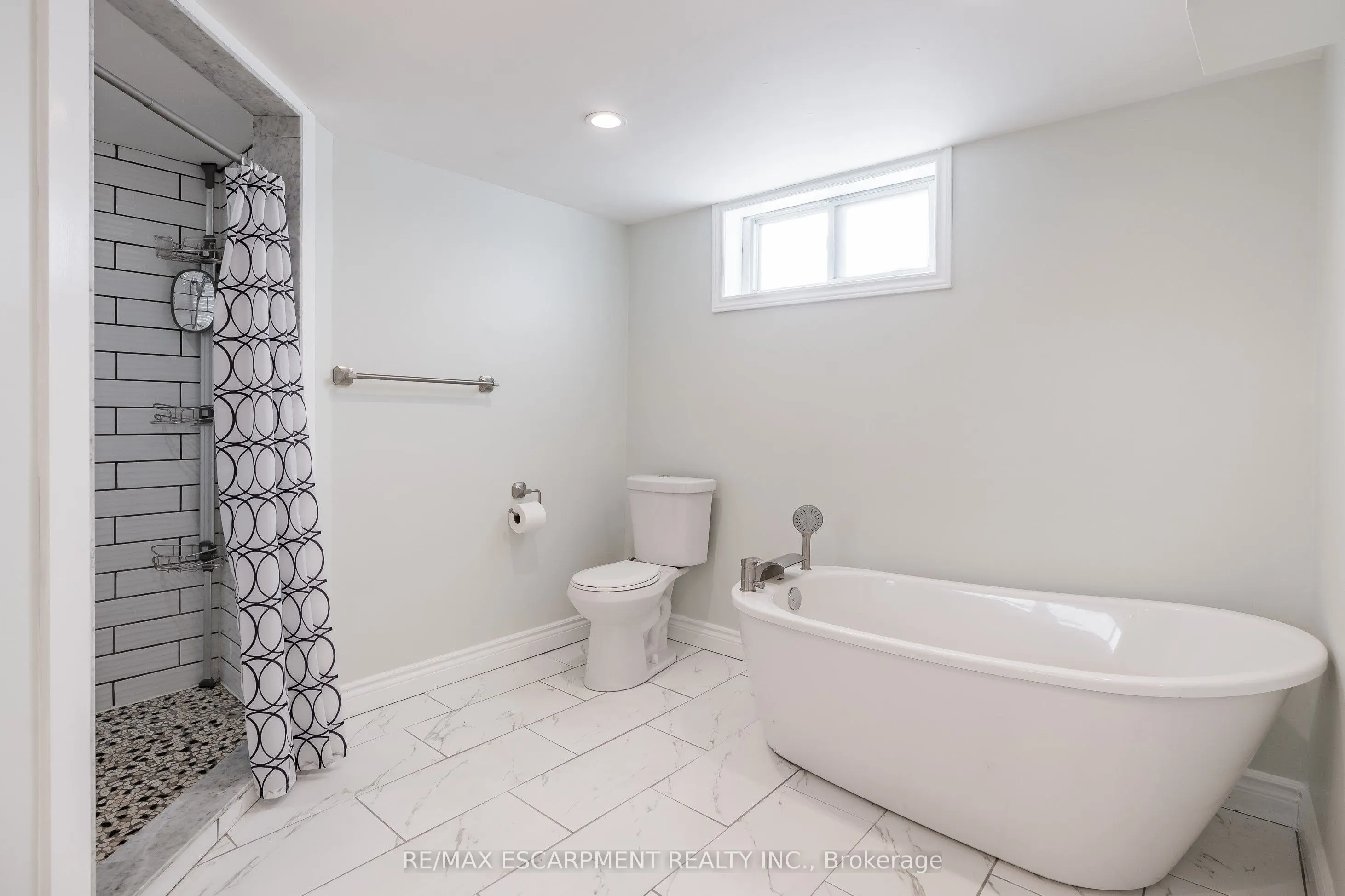 20 Glendale Road, #Lower