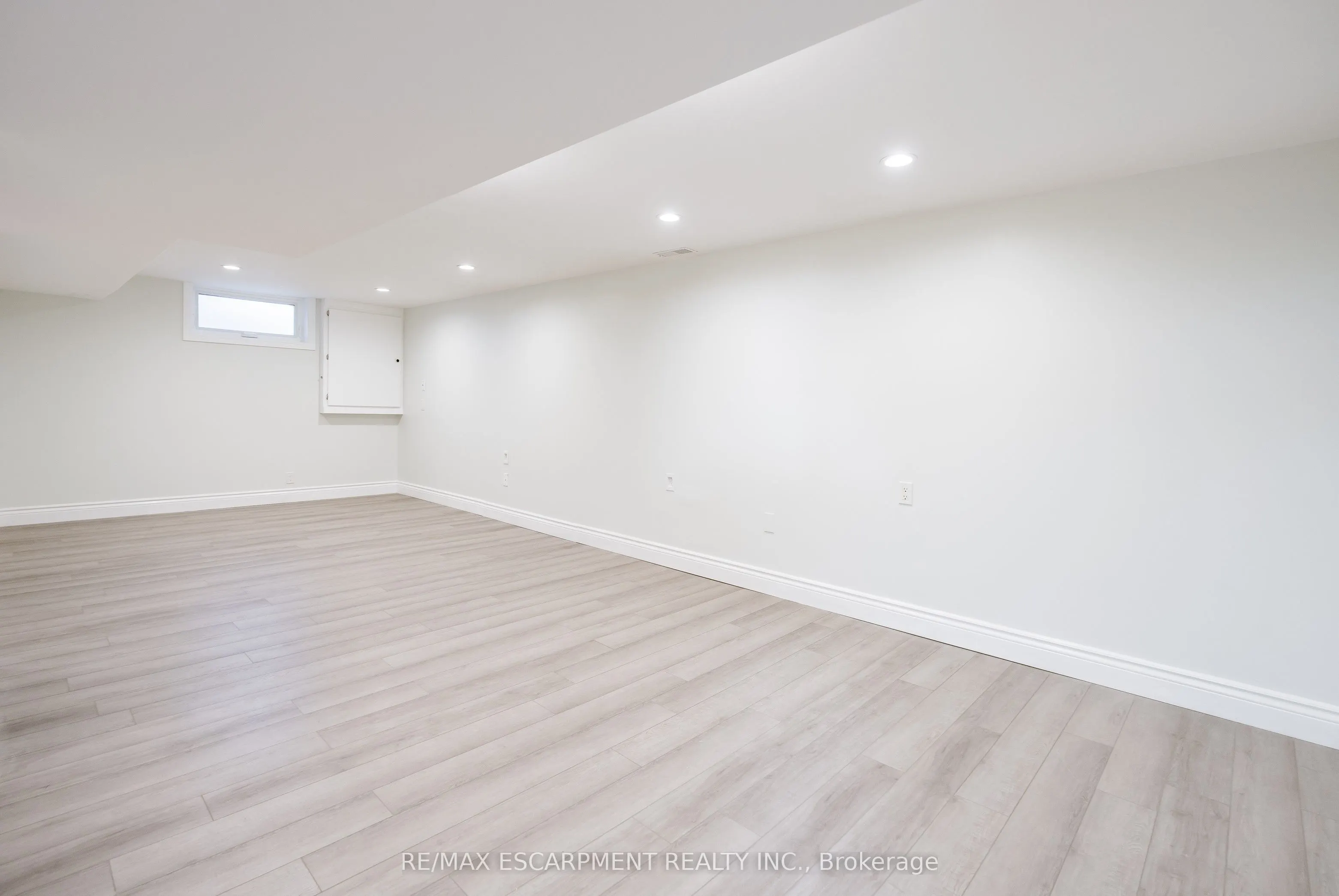 20 Glendale Road, #Lower