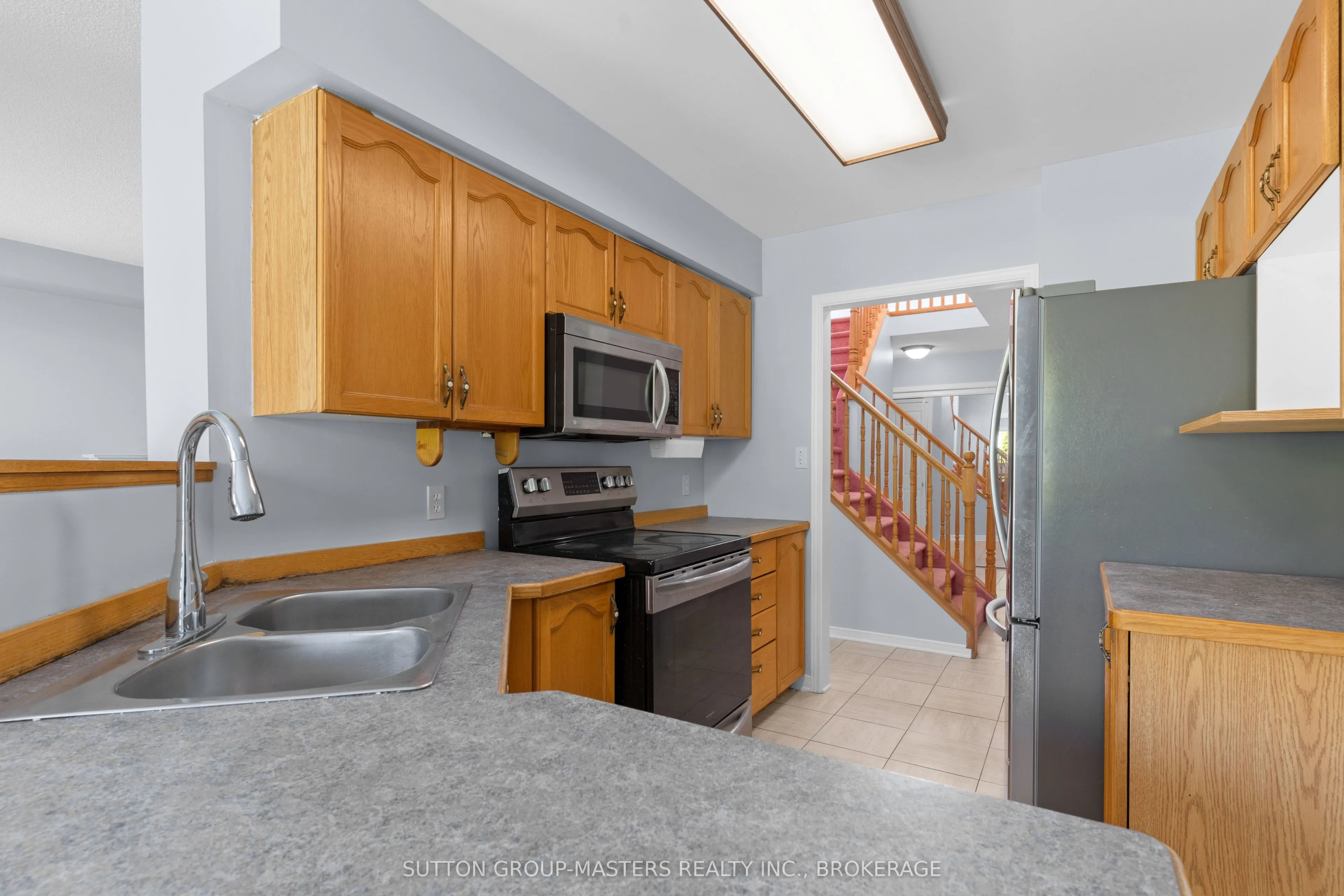 514 BARNSLEY Crescent
