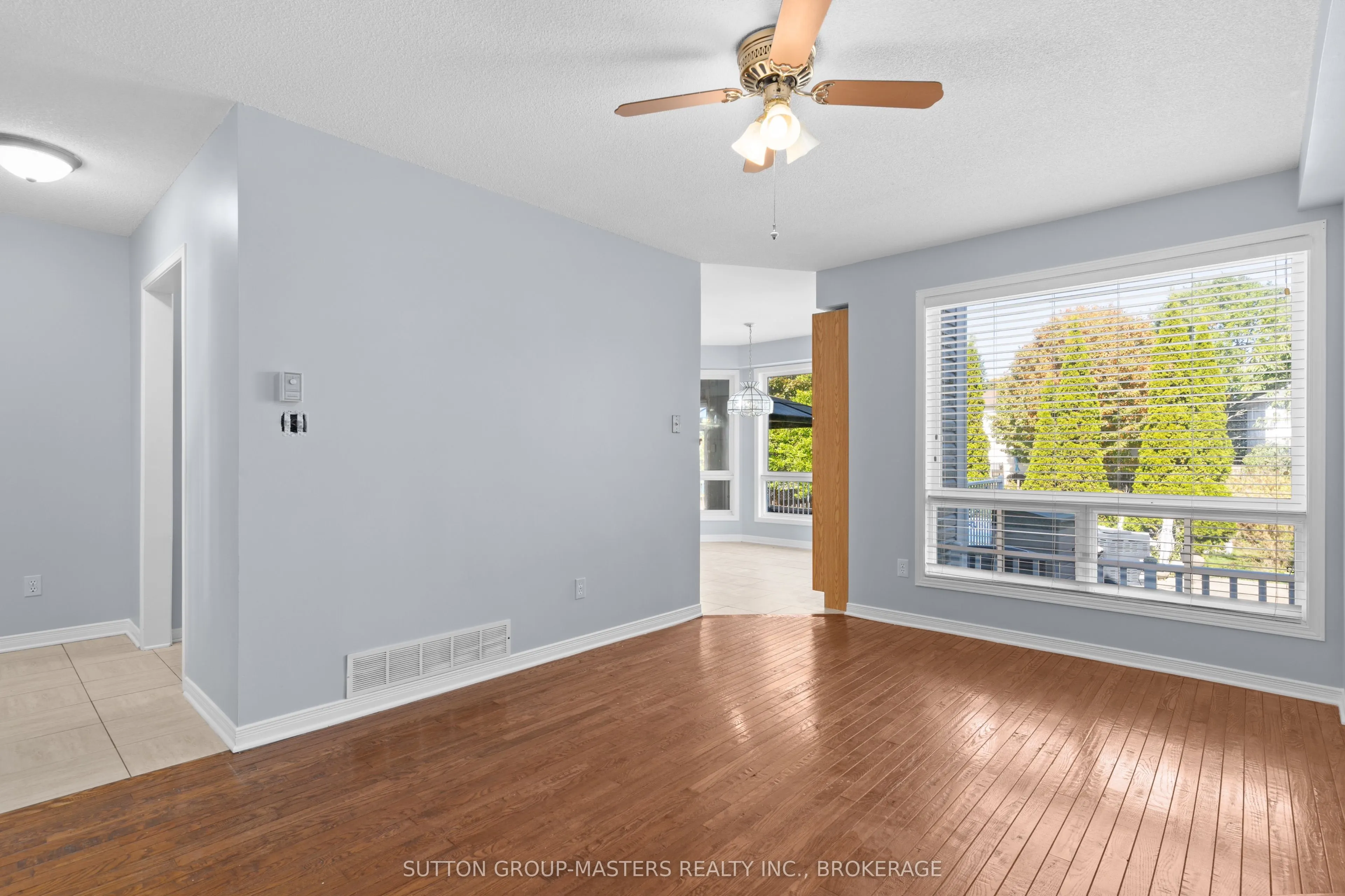 514 BARNSLEY Crescent