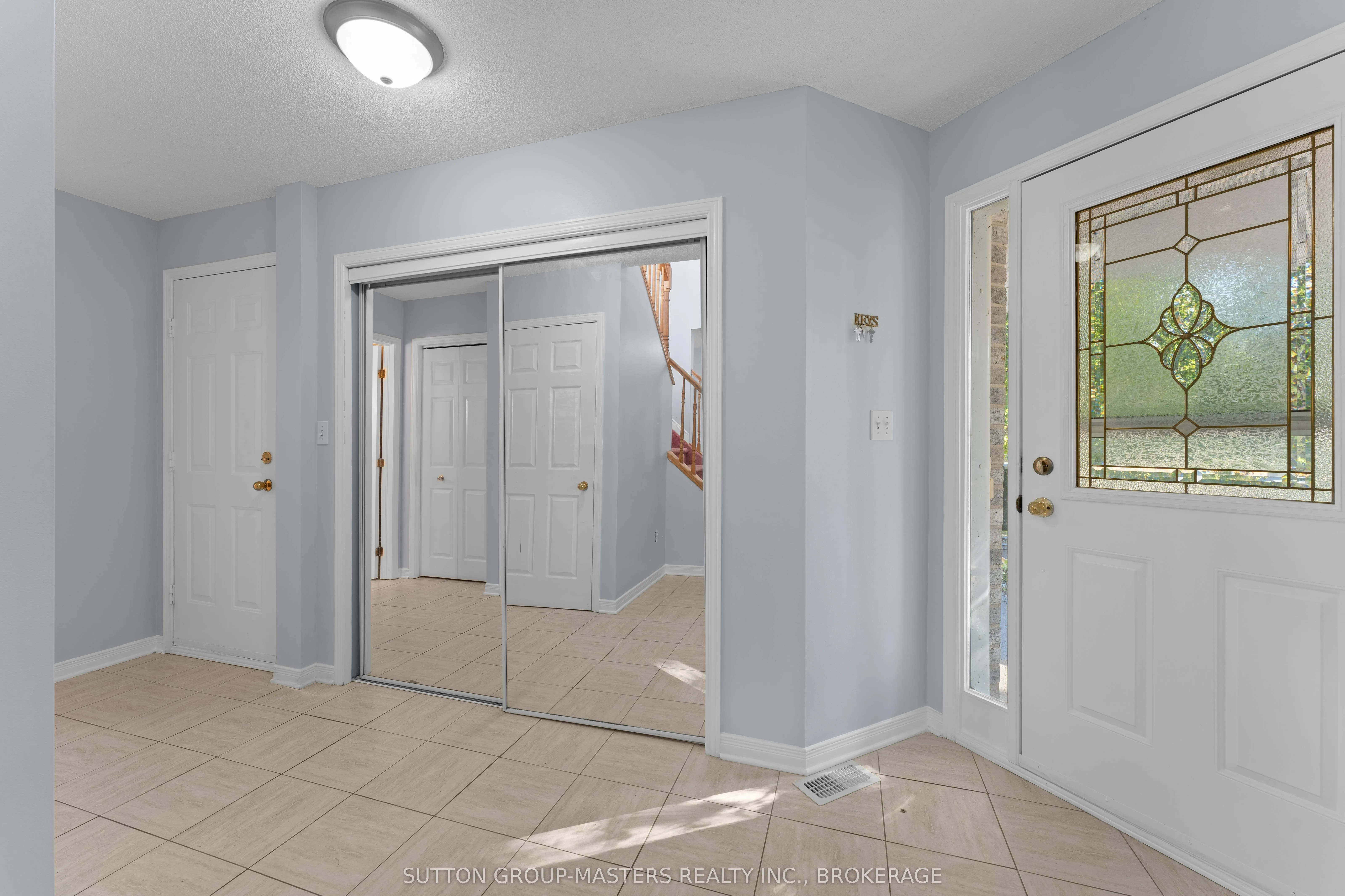 514 BARNSLEY Crescent