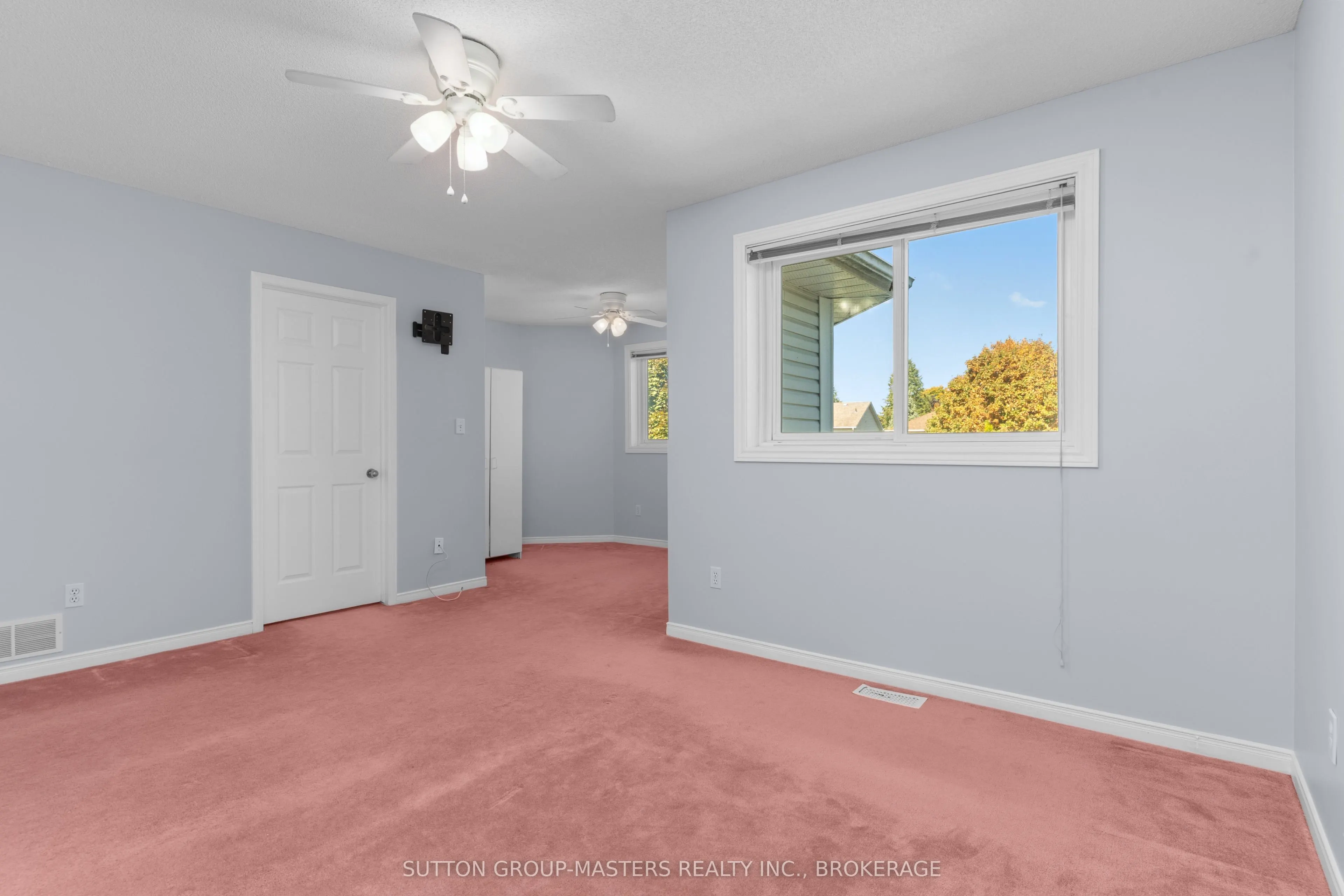 514 BARNSLEY Crescent