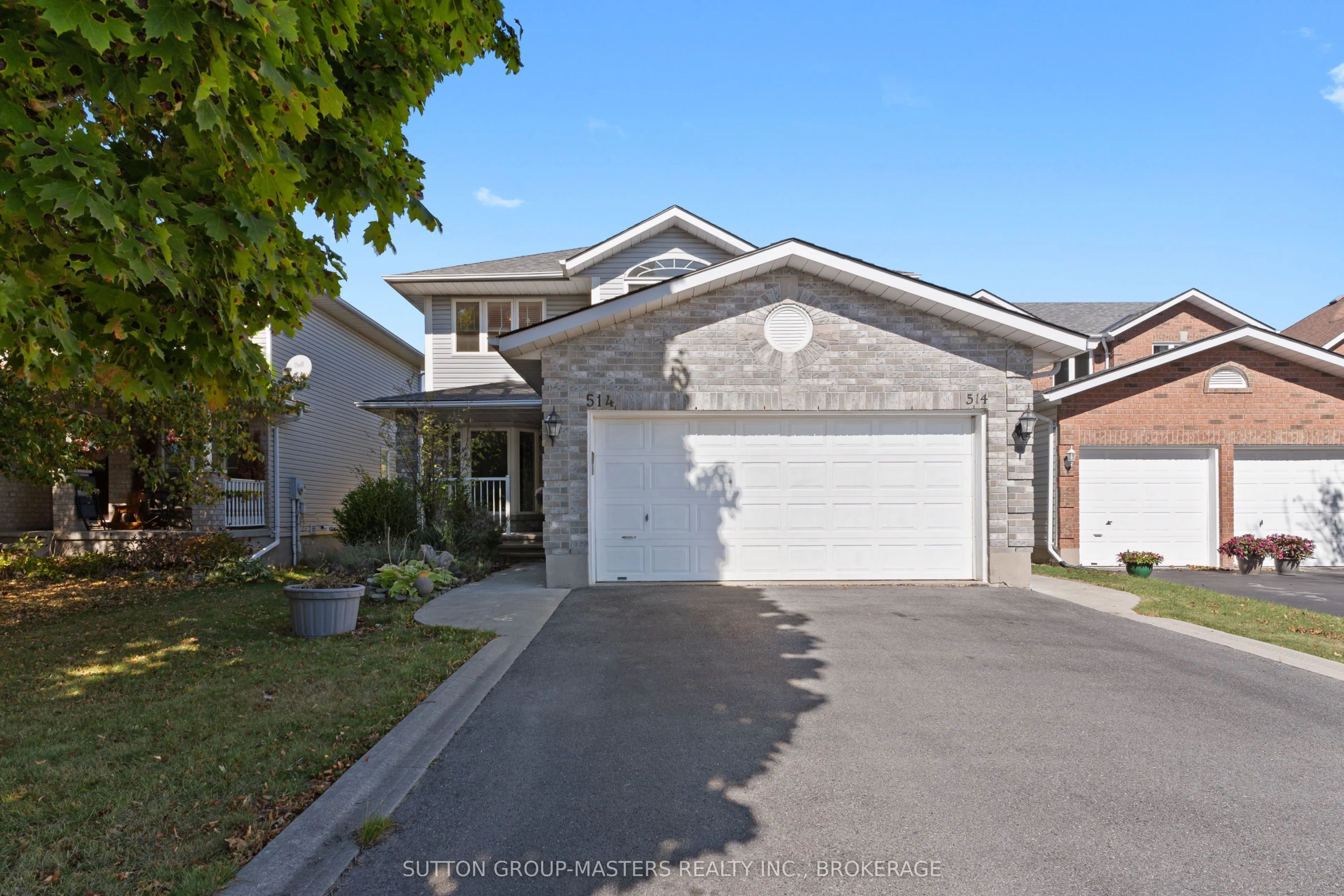 514 BARNSLEY Crescent