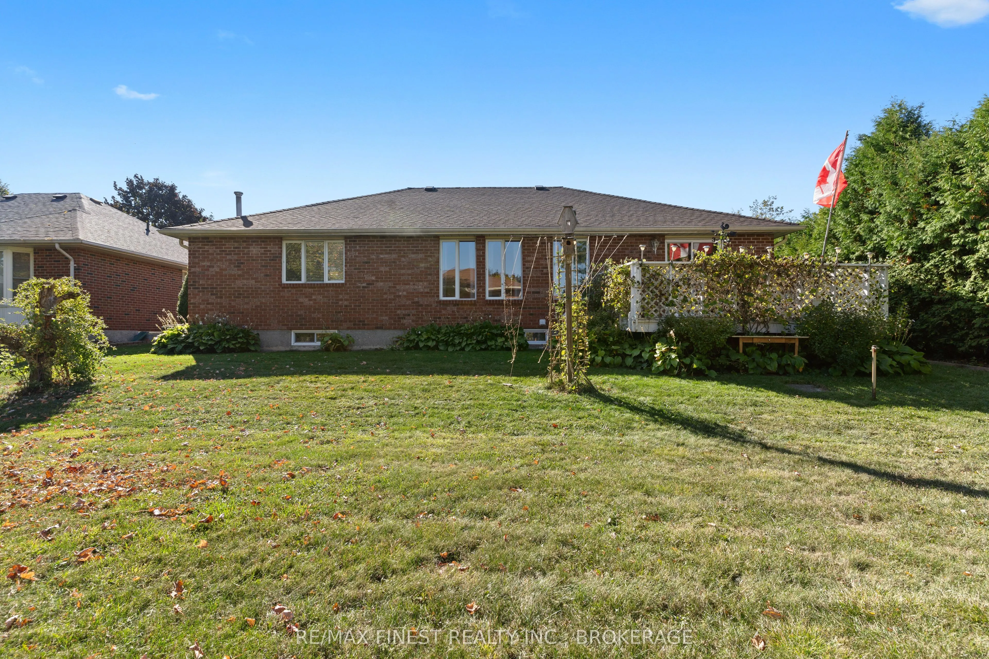 195 Greenlees Drive
