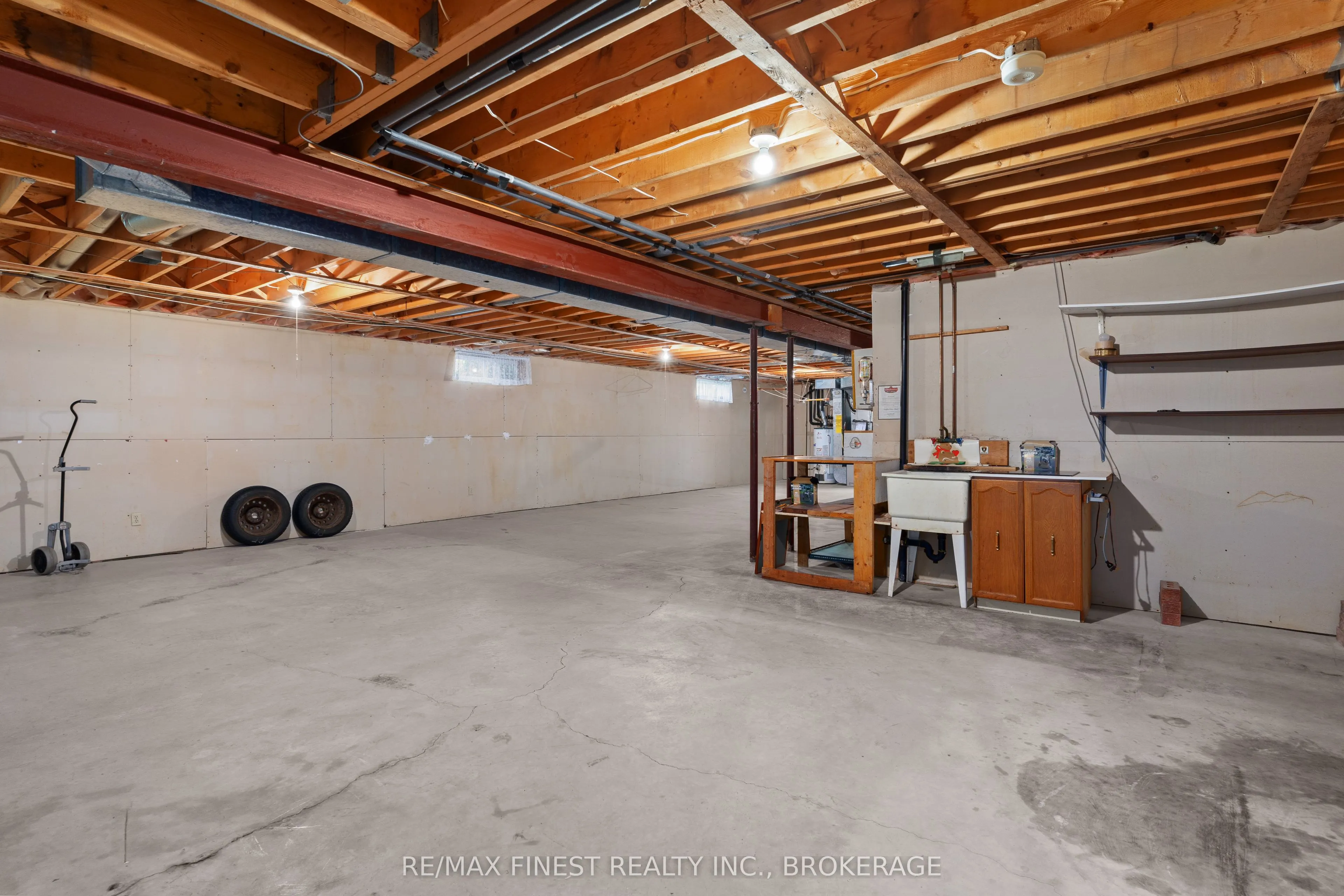 195 Greenlees Drive