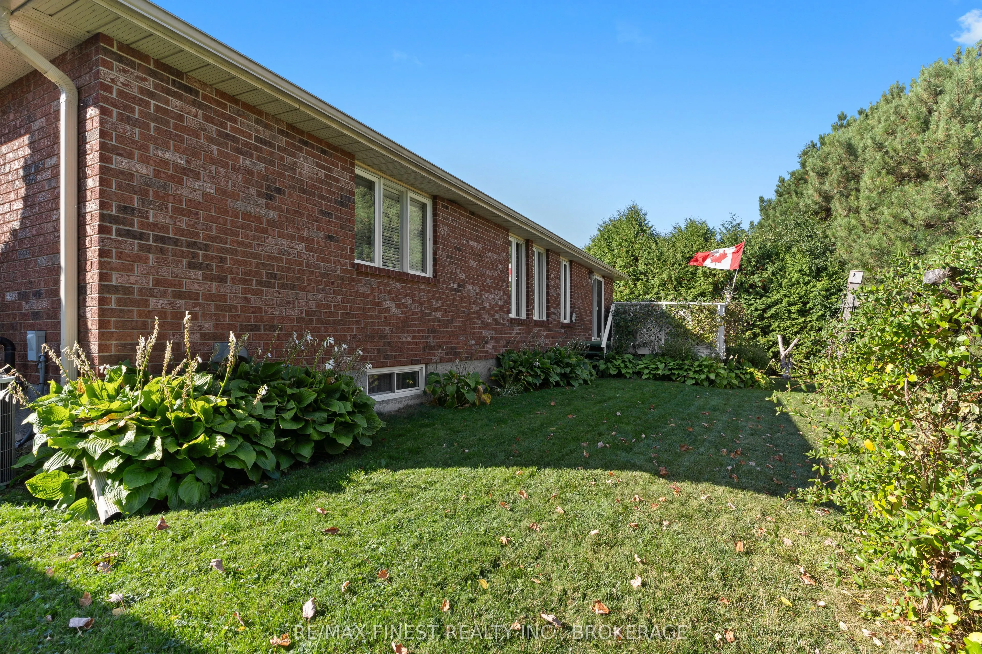 195 Greenlees Drive