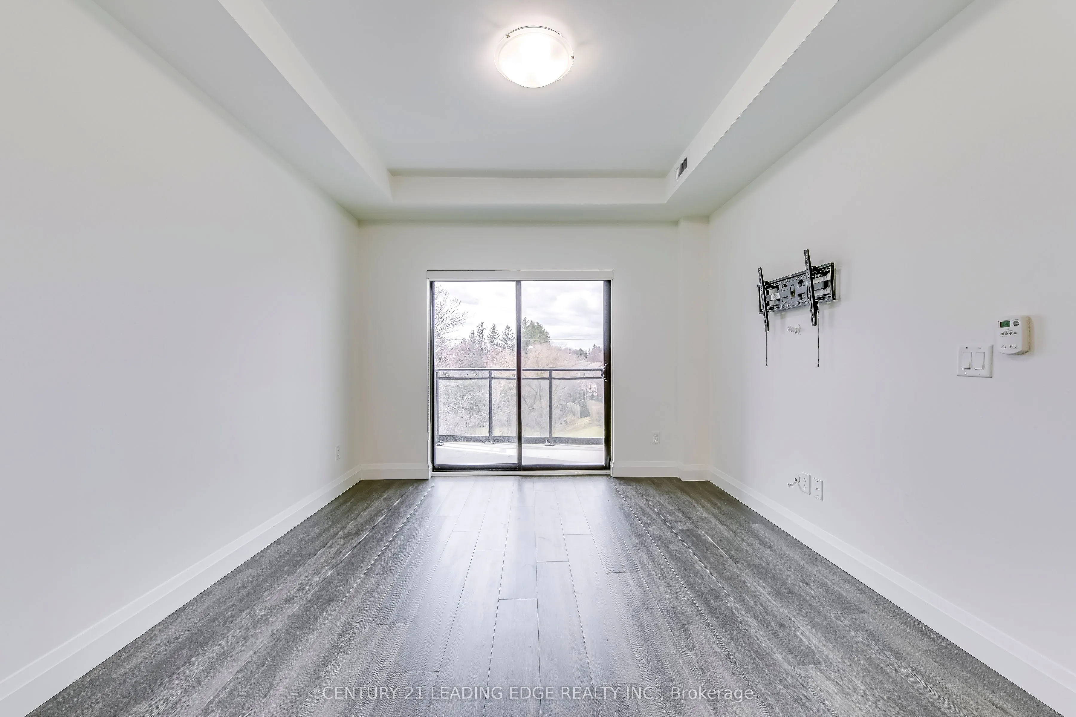 30 Hamilton Street, #302