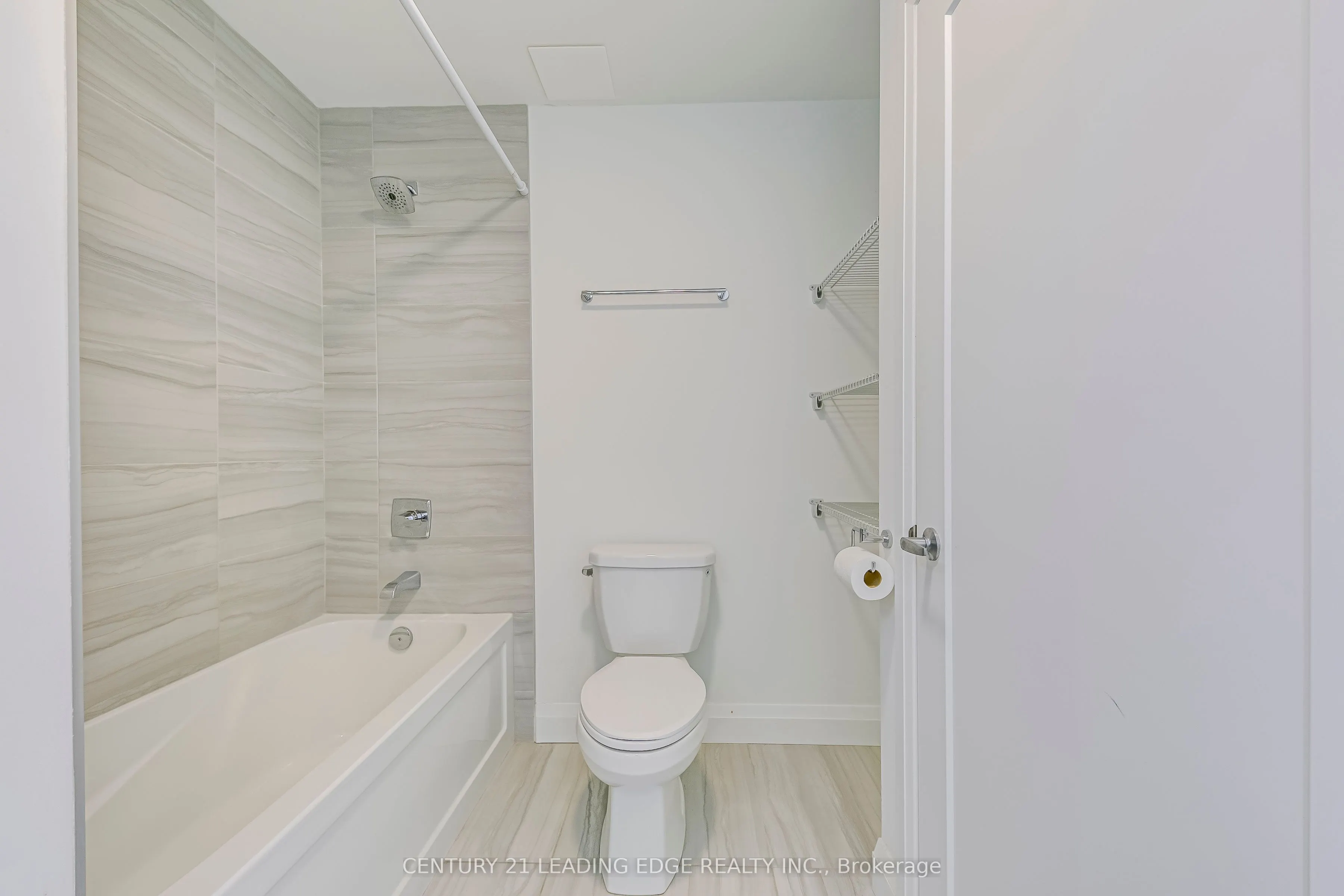 30 Hamilton Street, #302