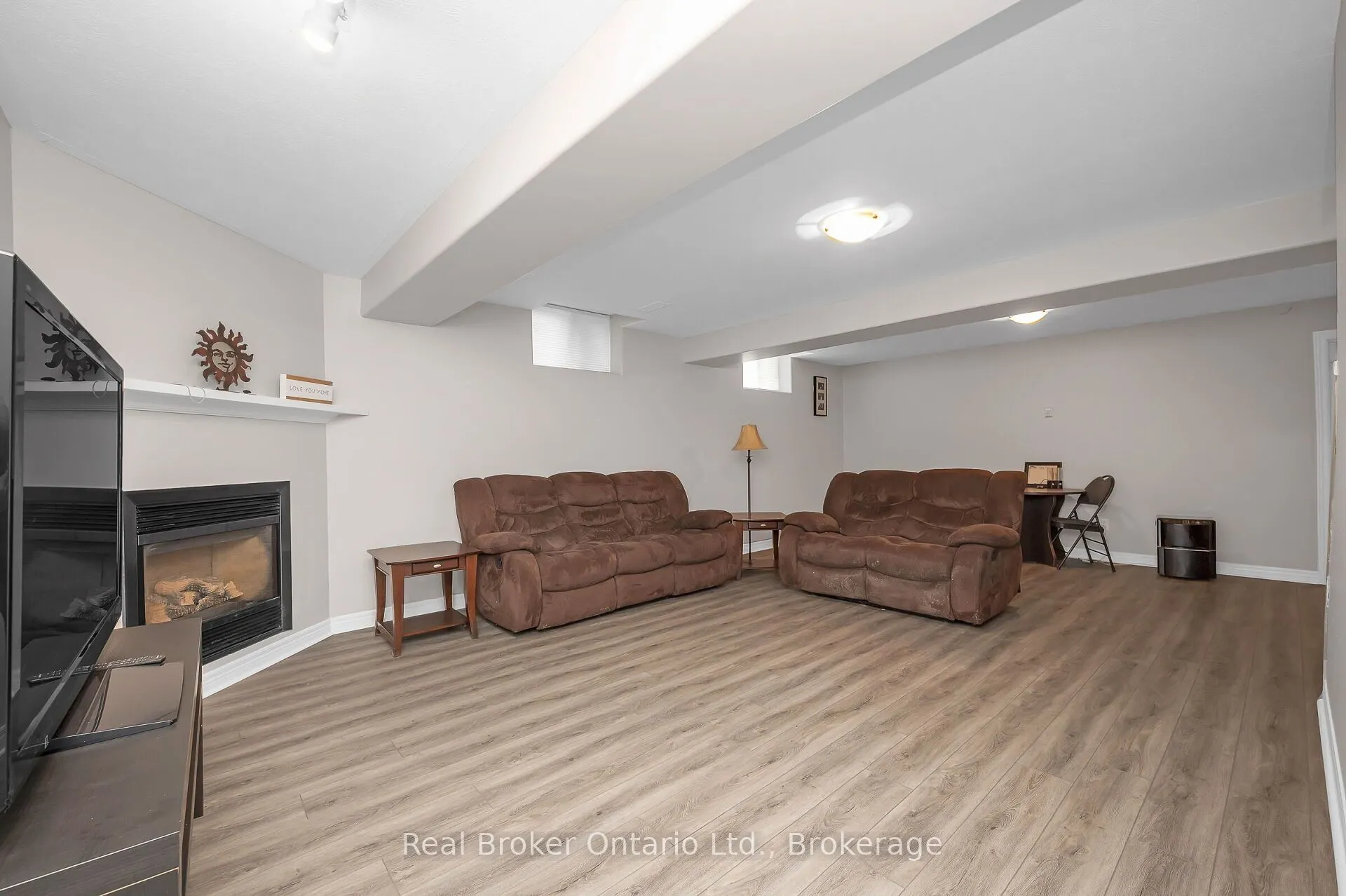 307 Brant County 18 Road