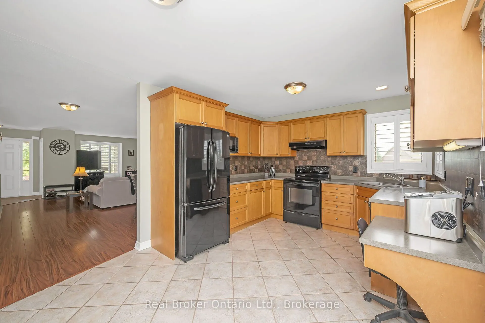 307 Brant County 18 Road