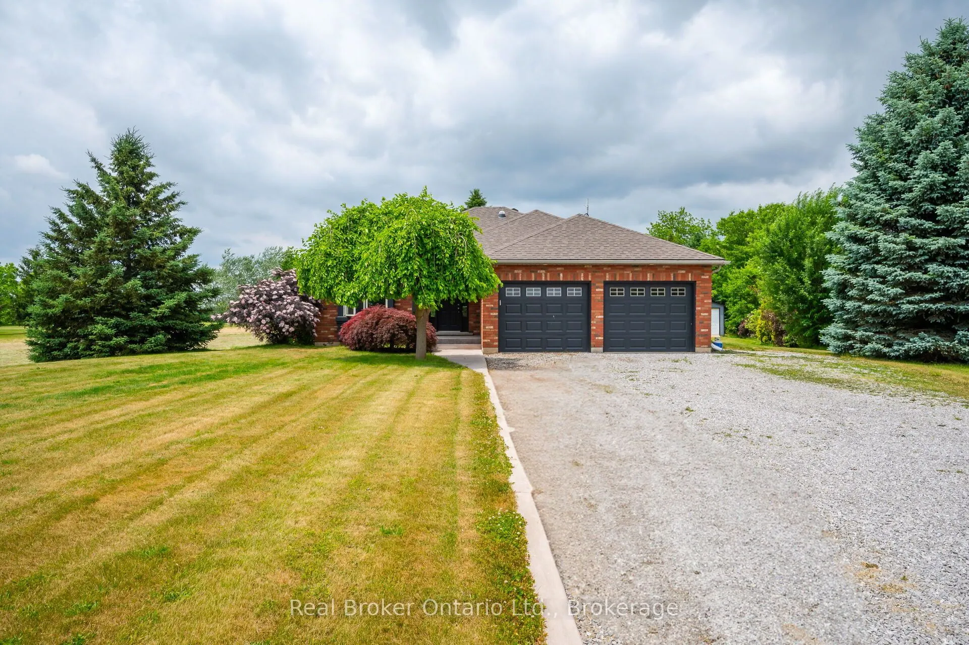 307 Brant County 18 Road