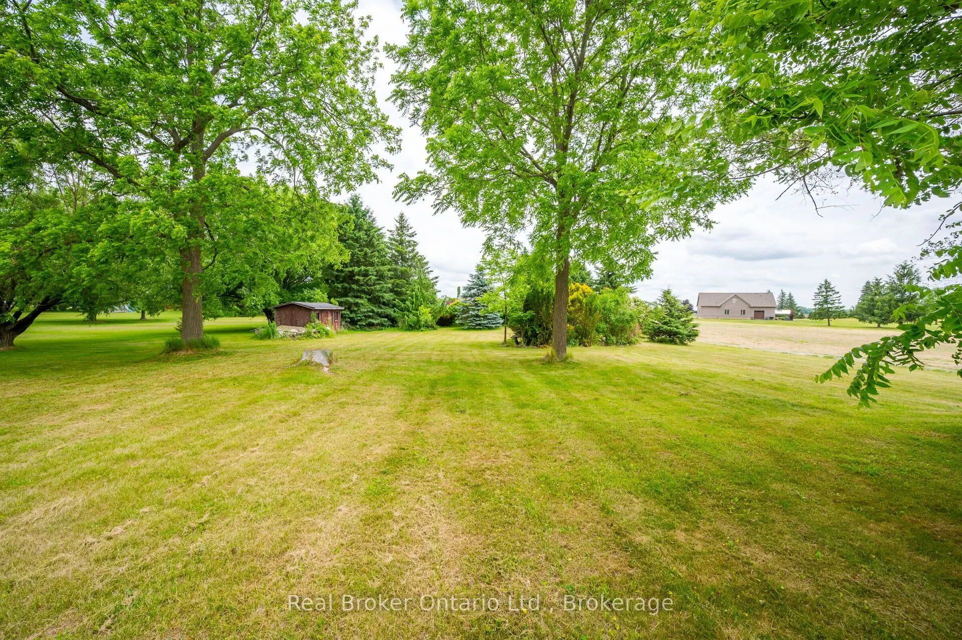 307 Brant County 18 Road