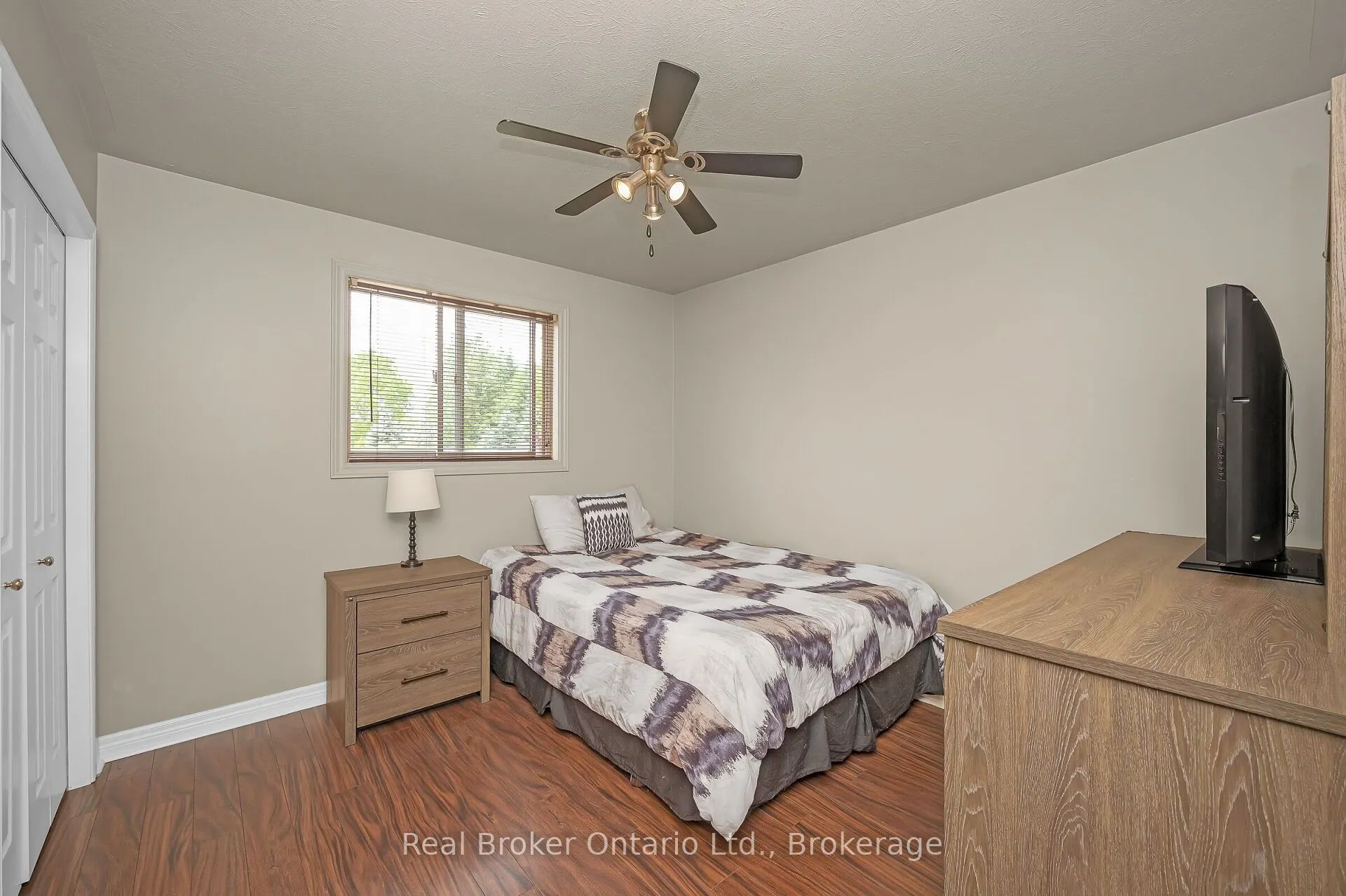 307 Brant County 18 Road