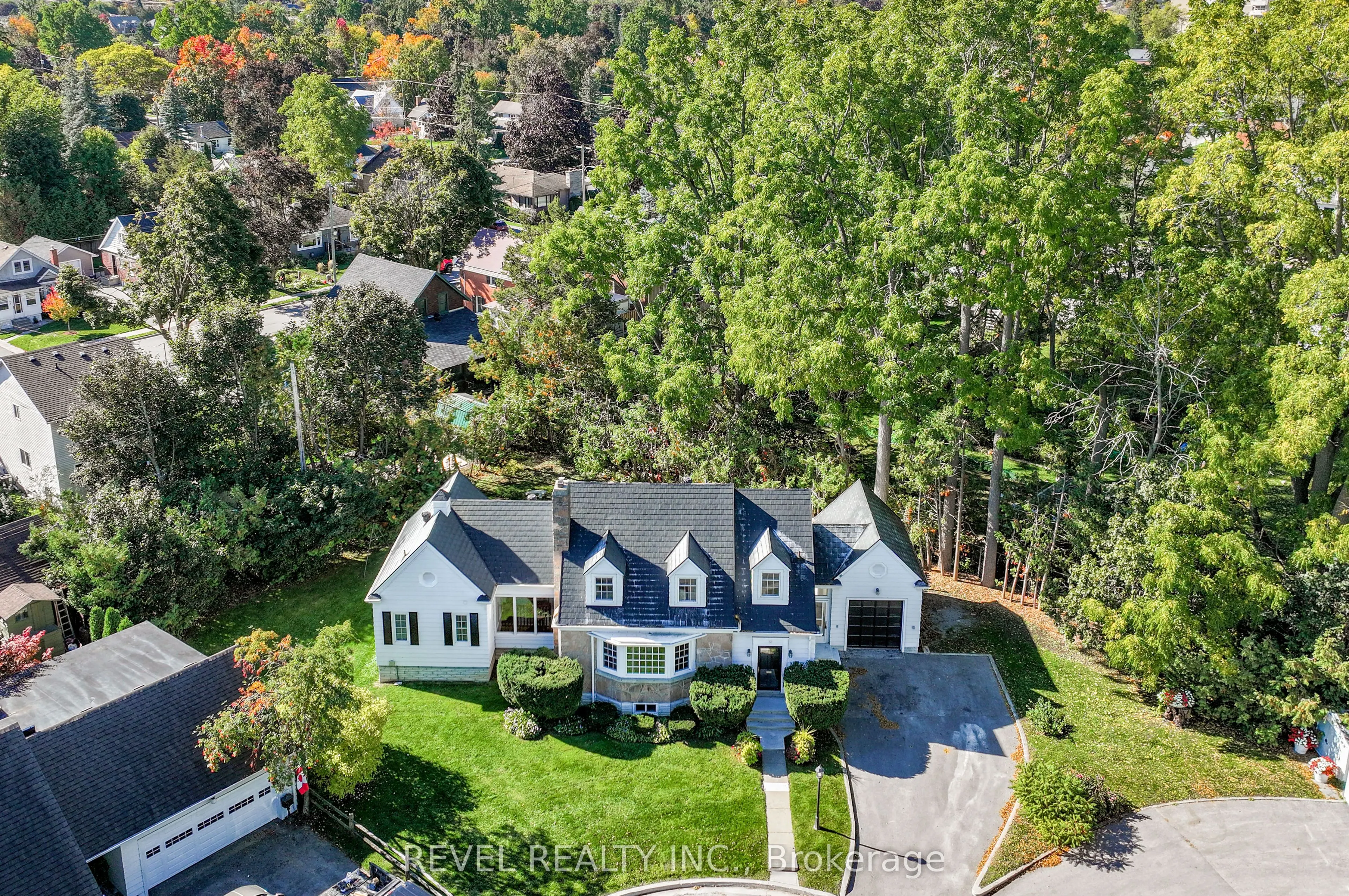 13 Sylvan Crescent