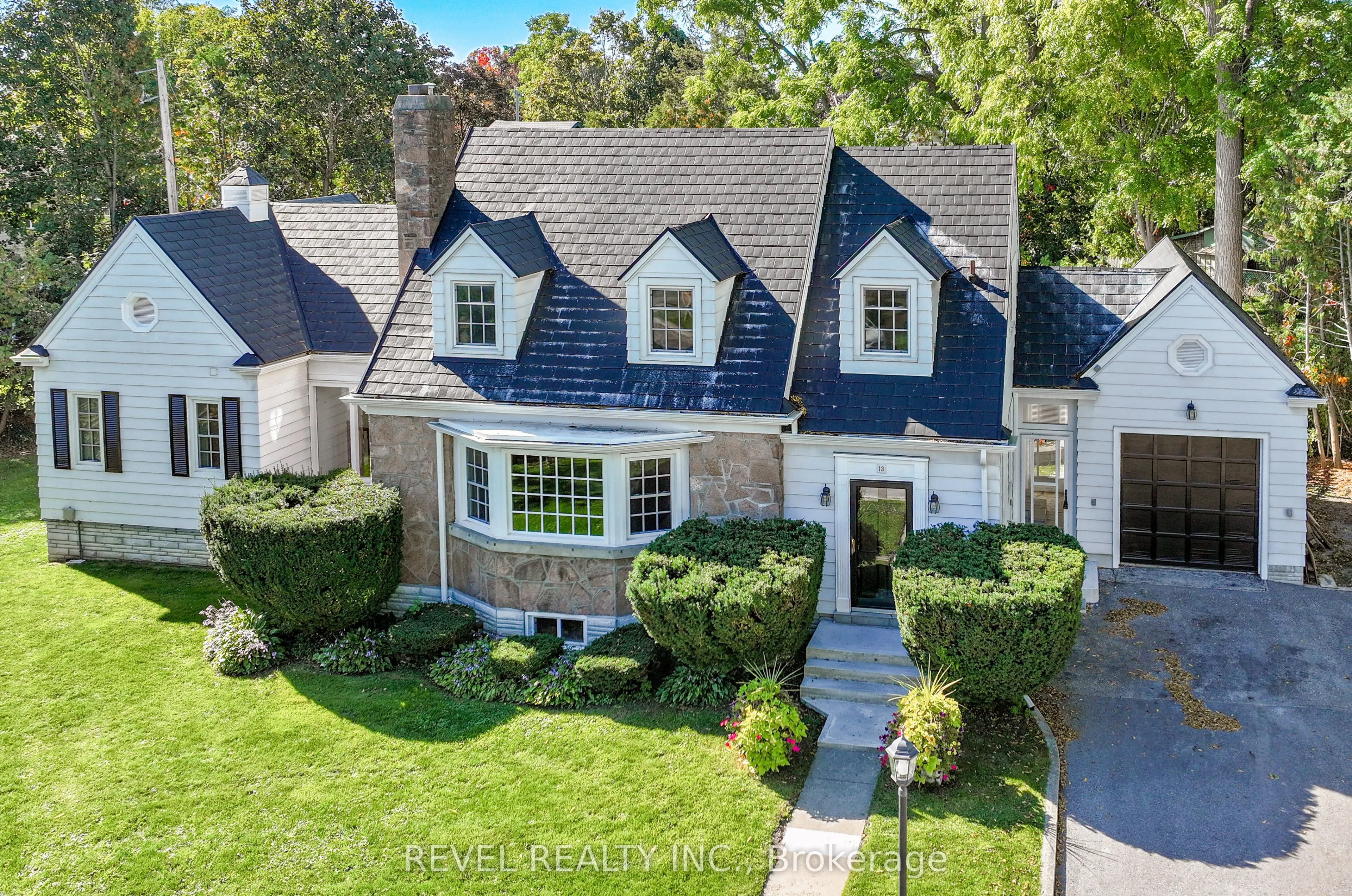 13 Sylvan Crescent