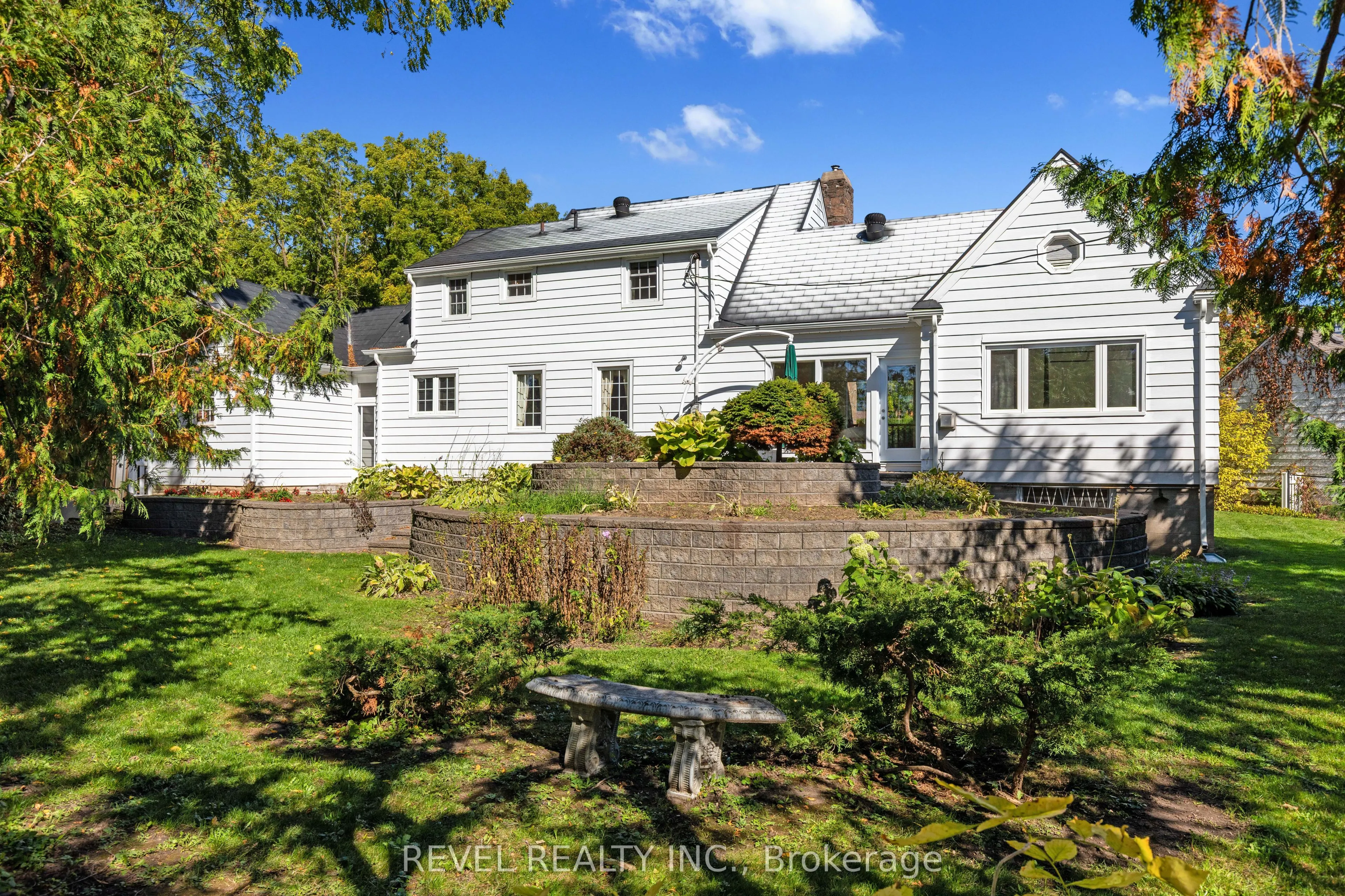 13 Sylvan Crescent