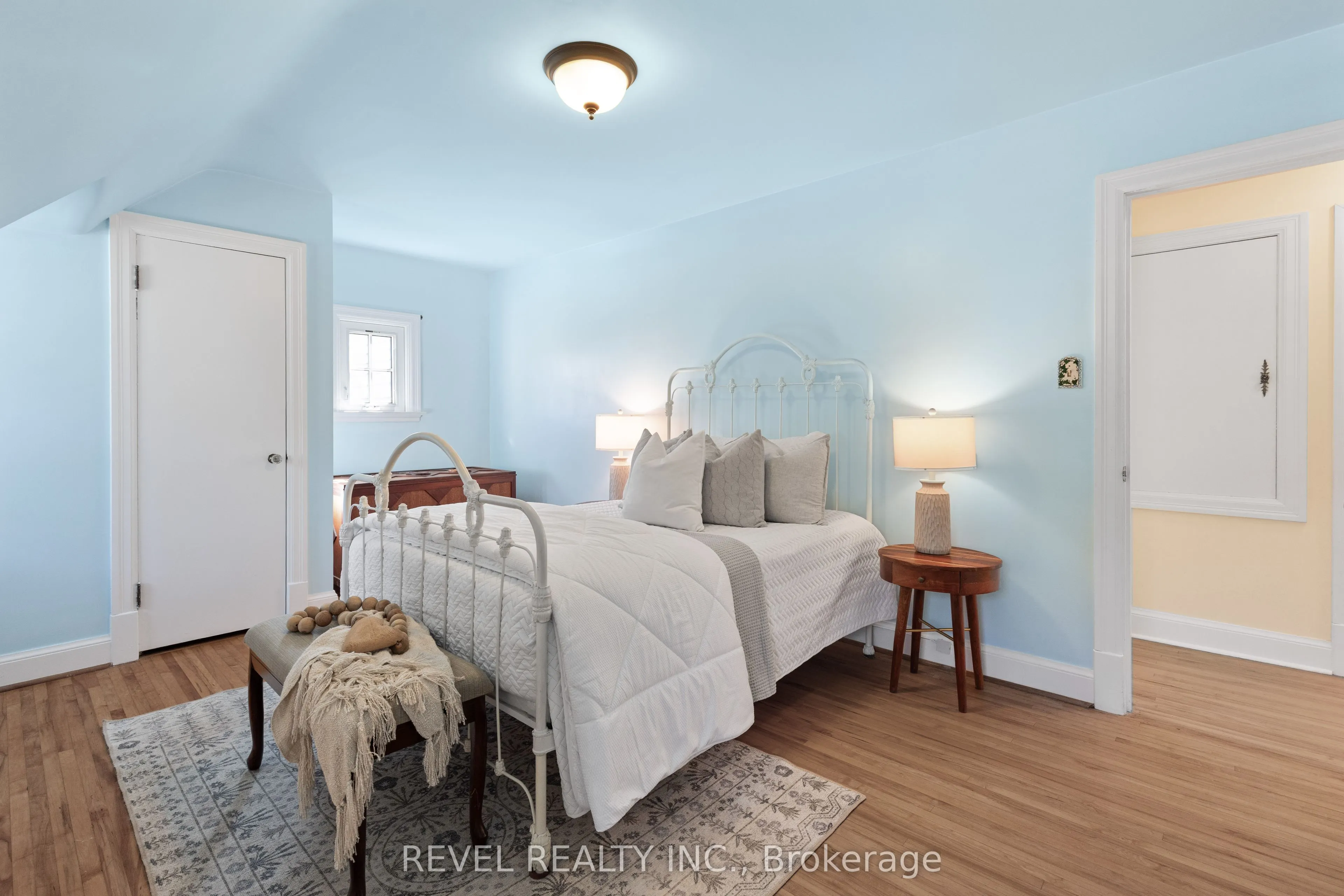 13 Sylvan Crescent