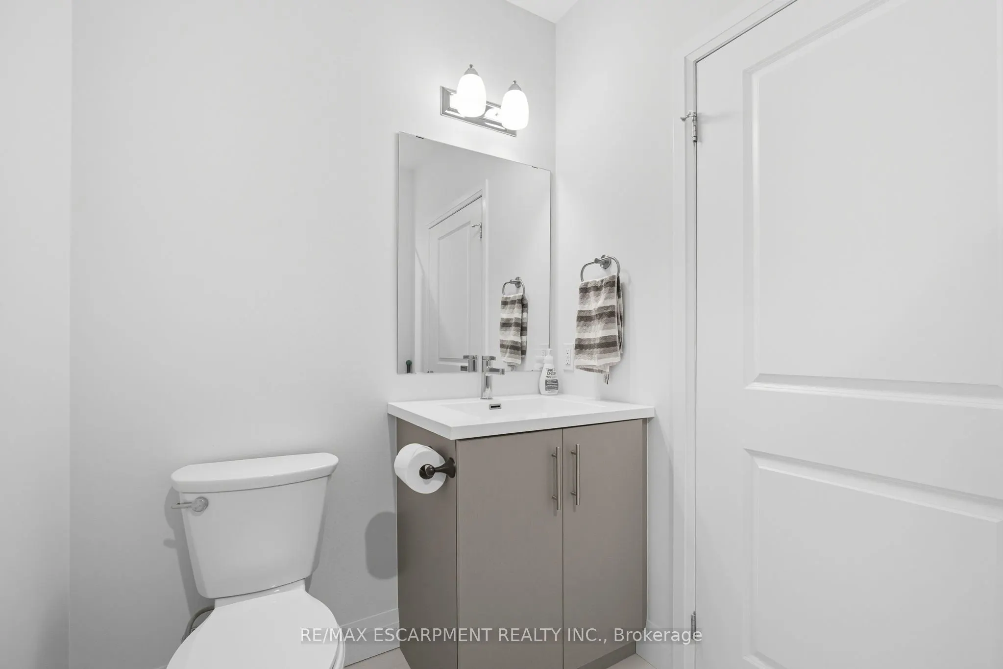 1 Redfern Avenue, #426