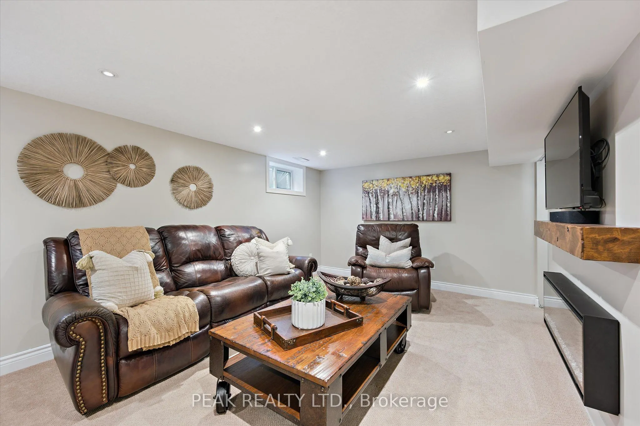 34 East Avenue E