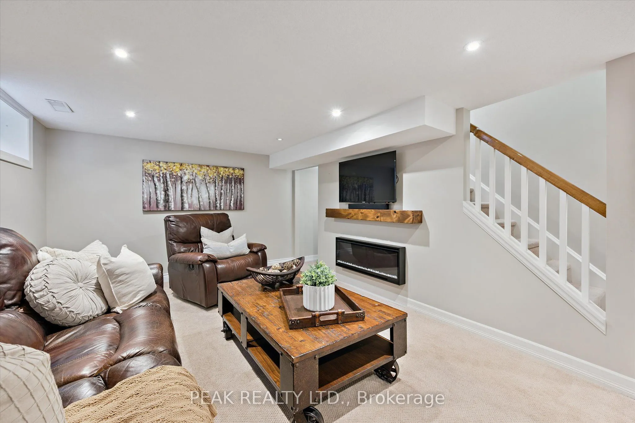 34 East Avenue E