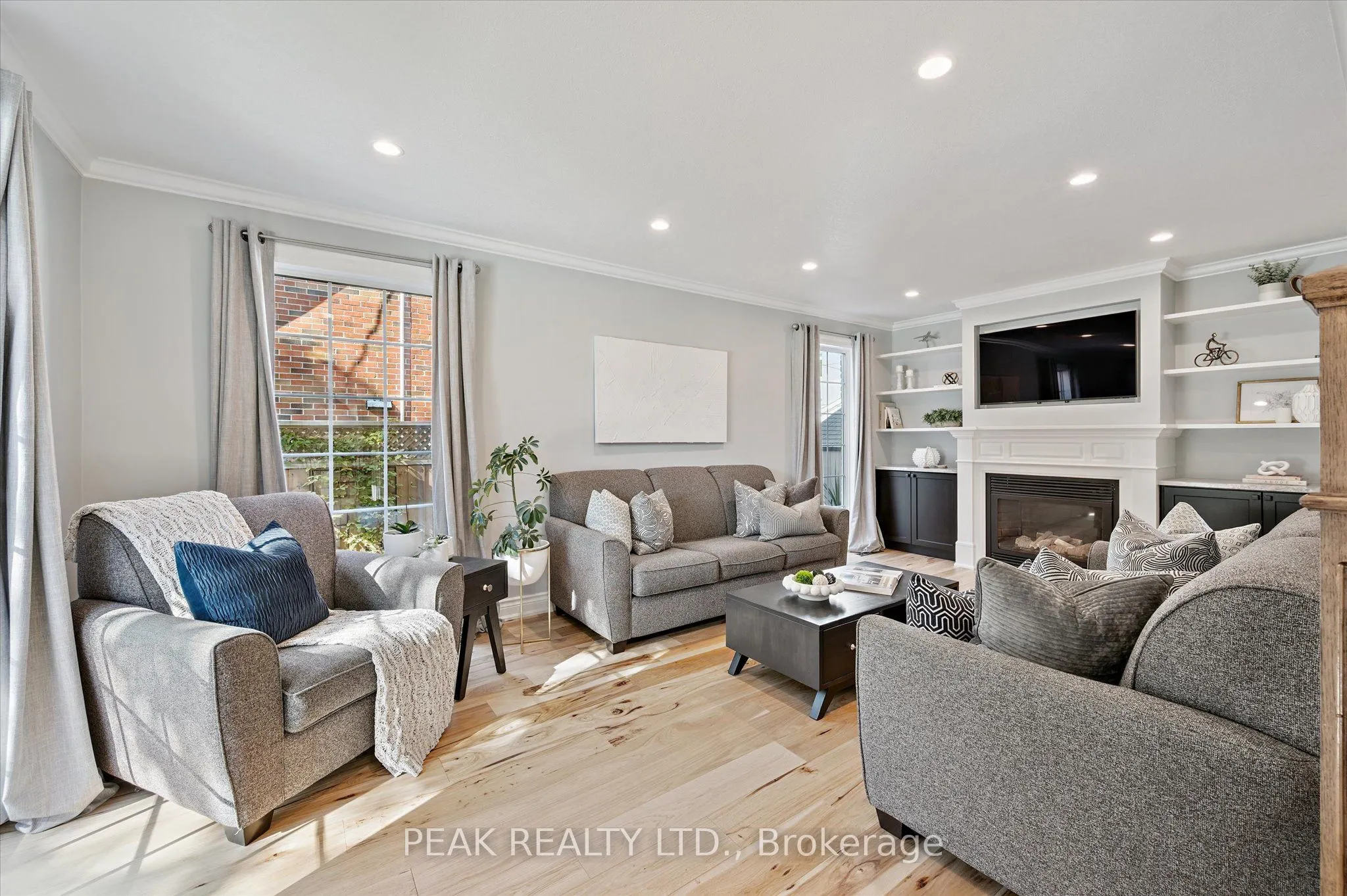 34 East Avenue E