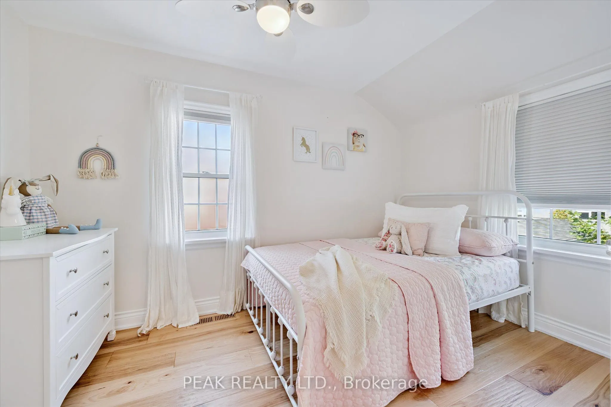 34 East Avenue E