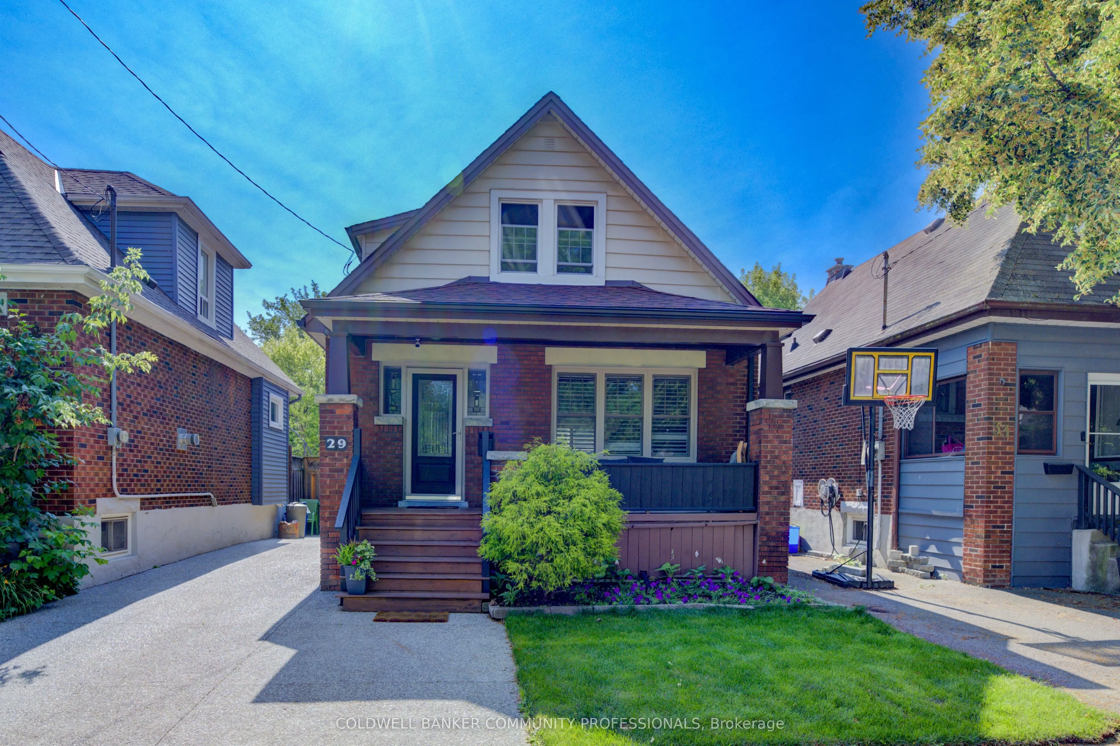 29 Linwood Avenue