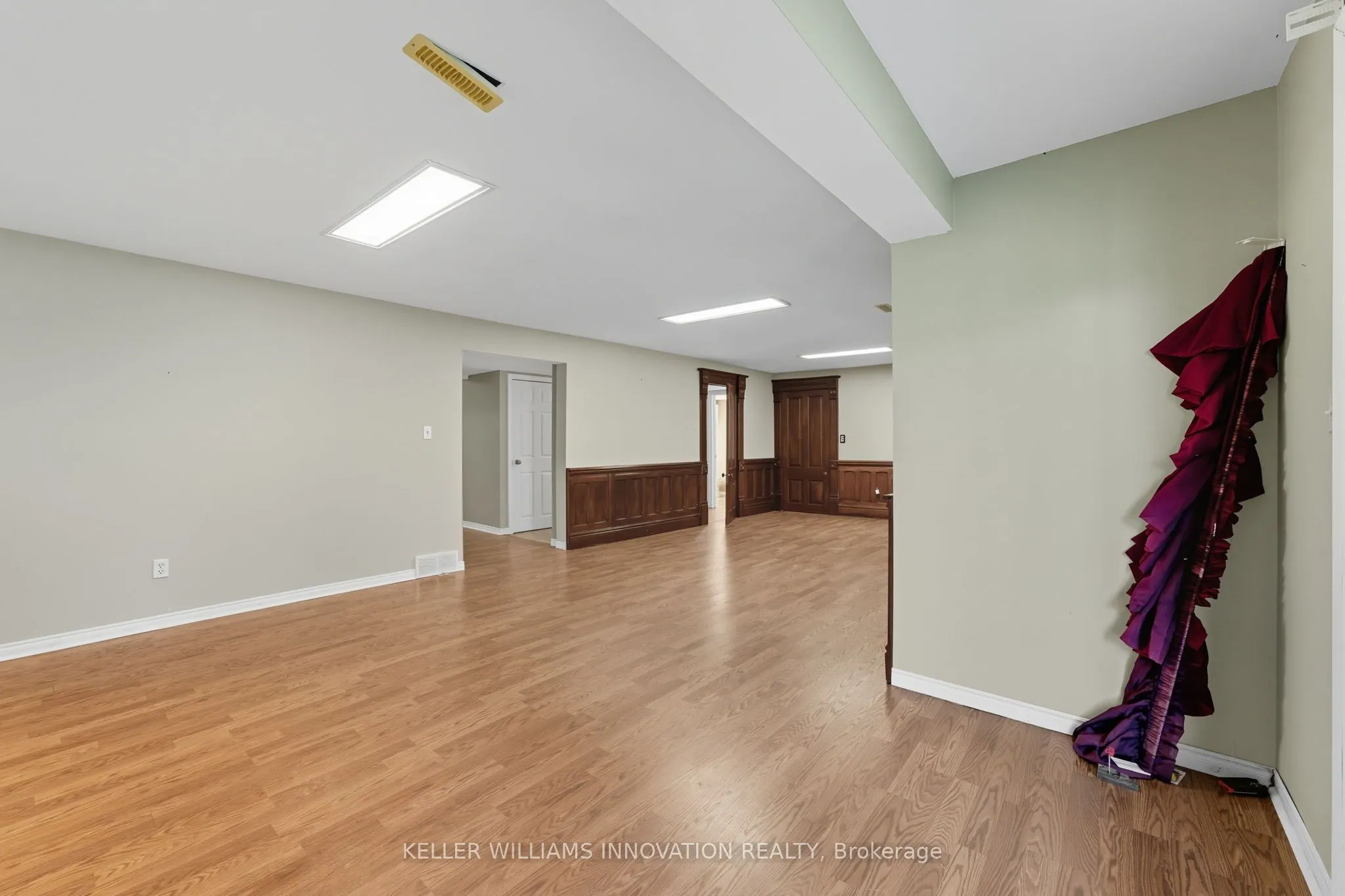 3 Barnett Street W
