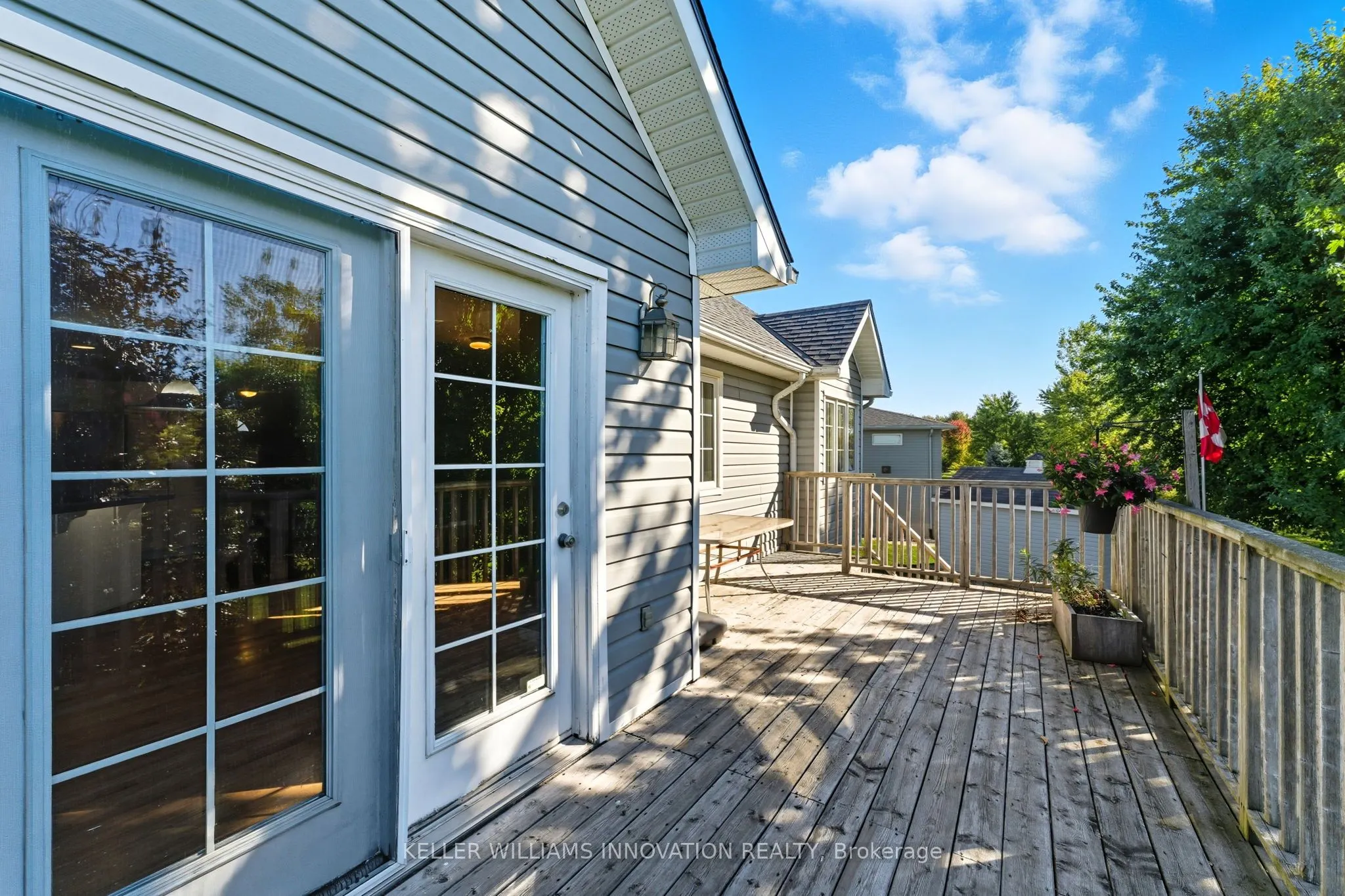 3 Barnett Street W