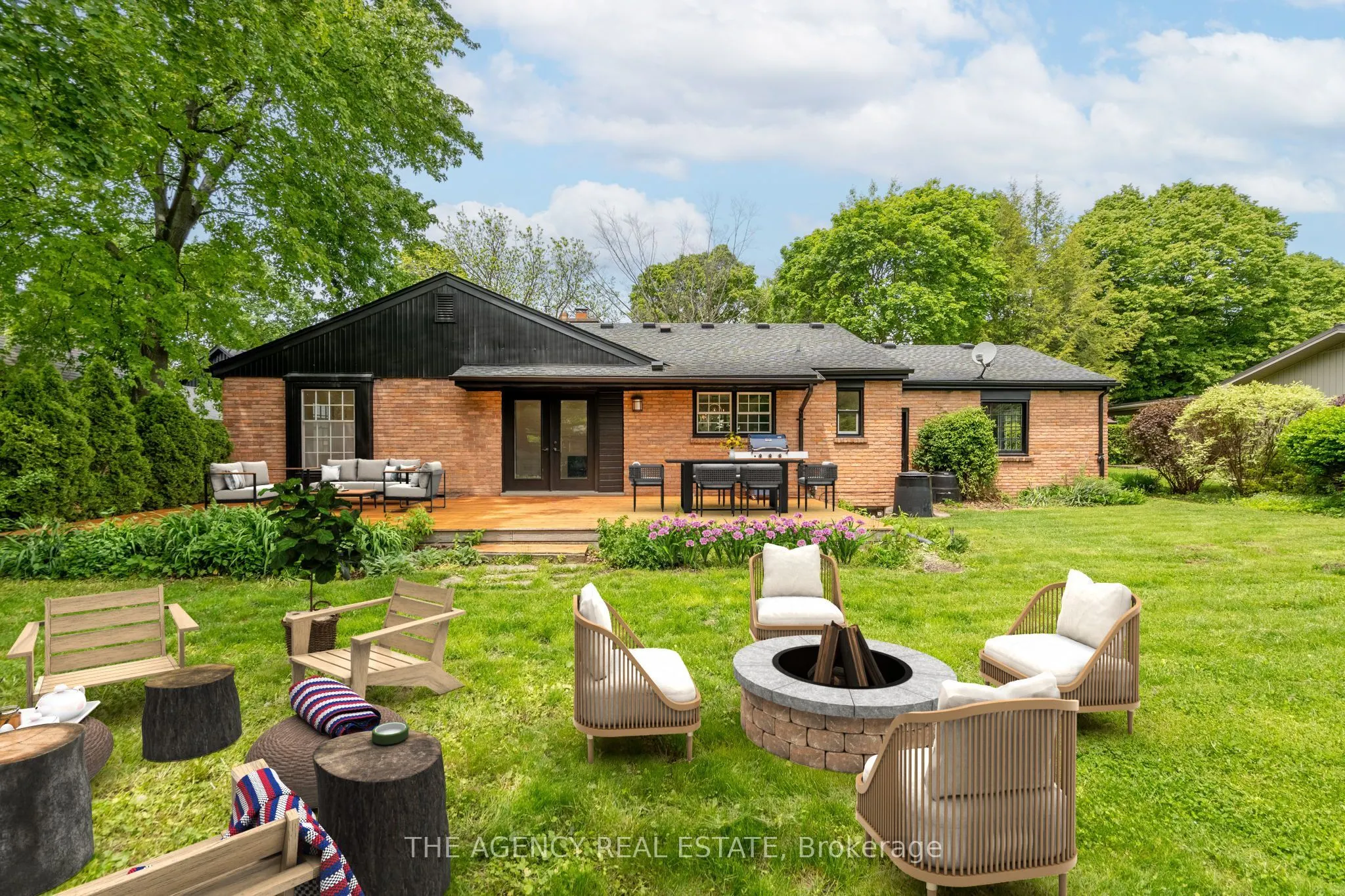 38 Hunt Village Crescent