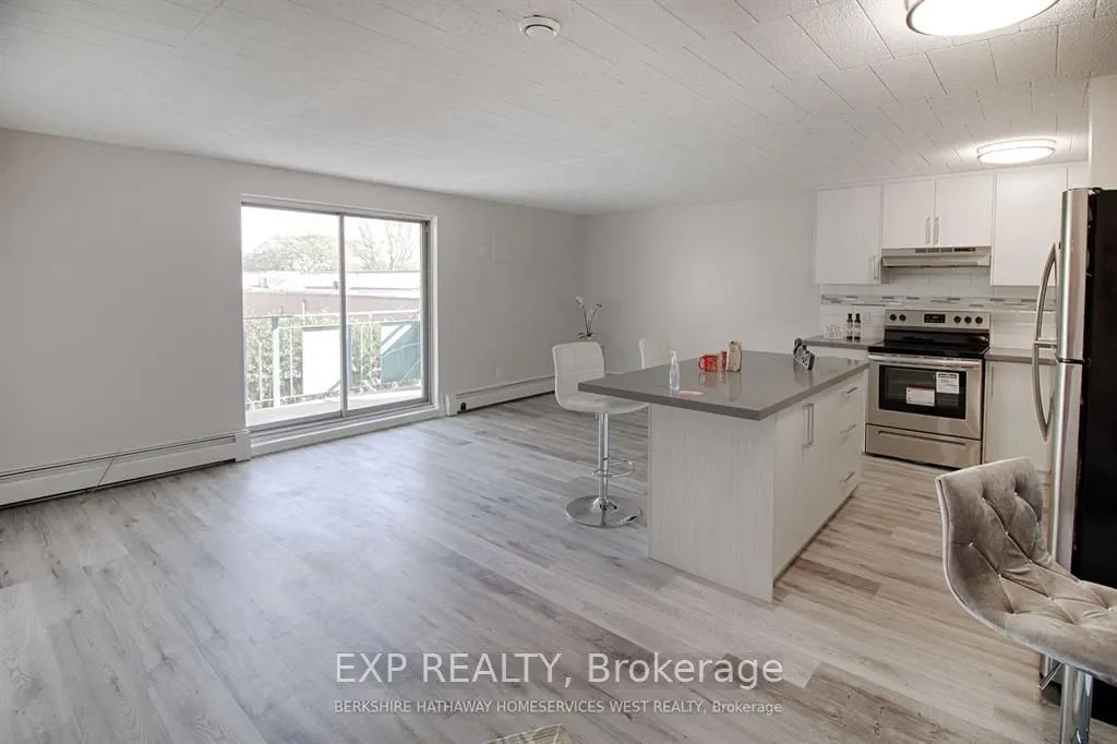 6287 O'neil Street, #8