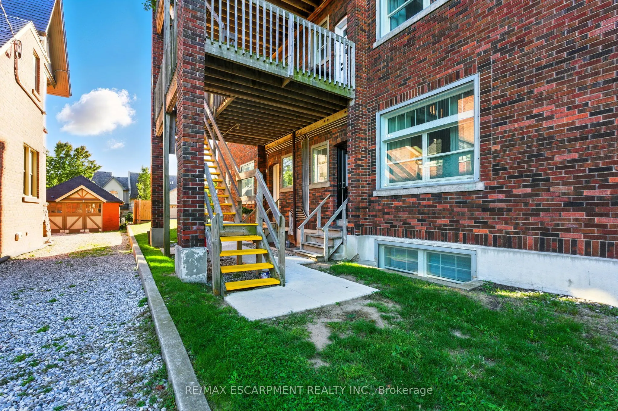 54 Dufferin Avenue, #3