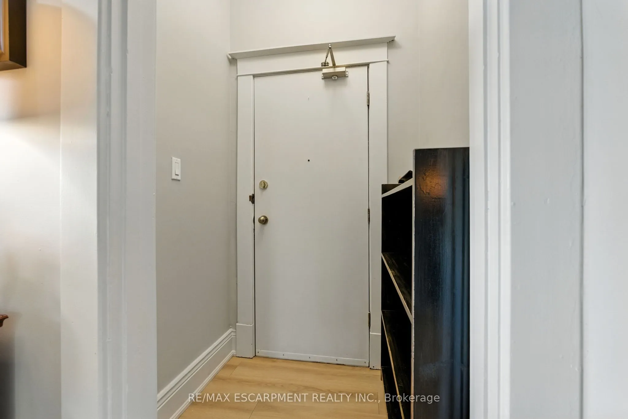54 Dufferin Avenue, #3