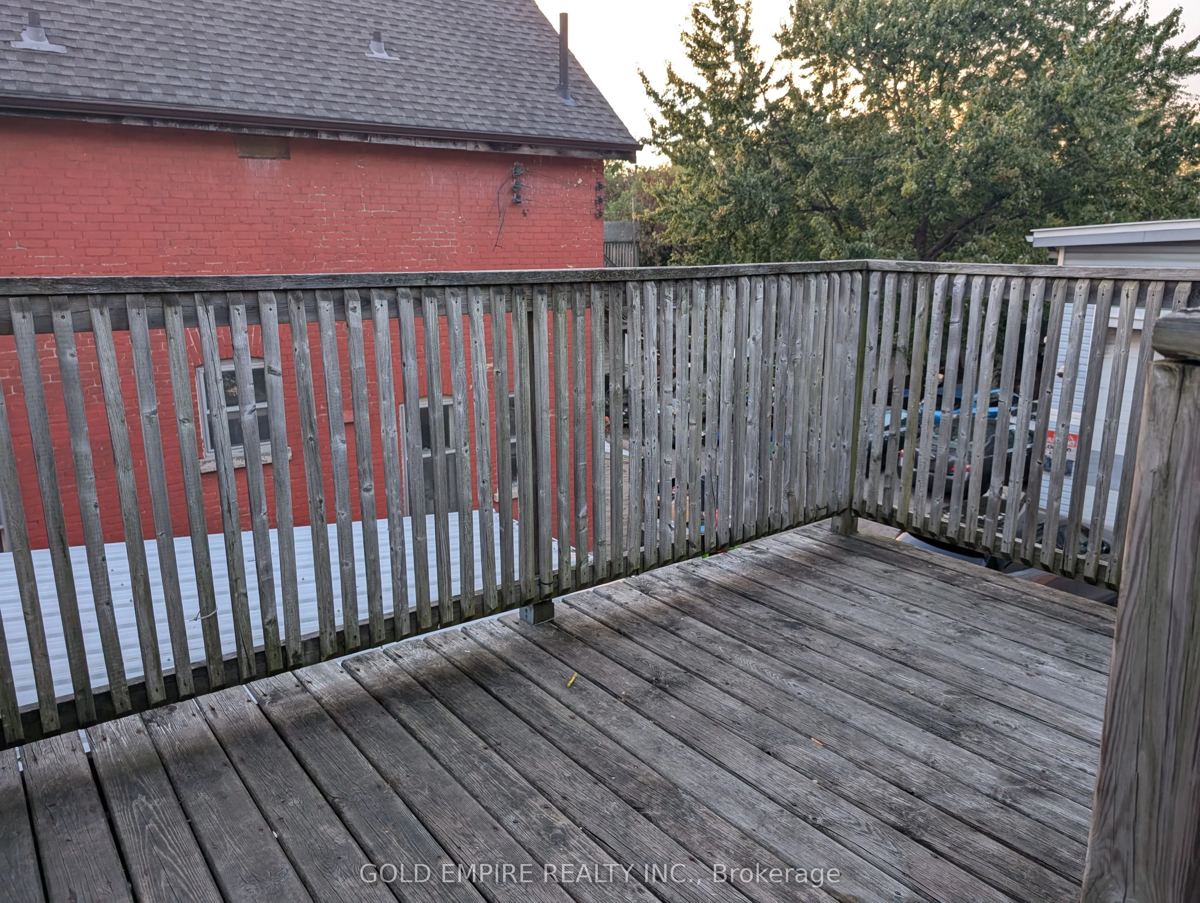 276 Hamilton Road, #UPPER
