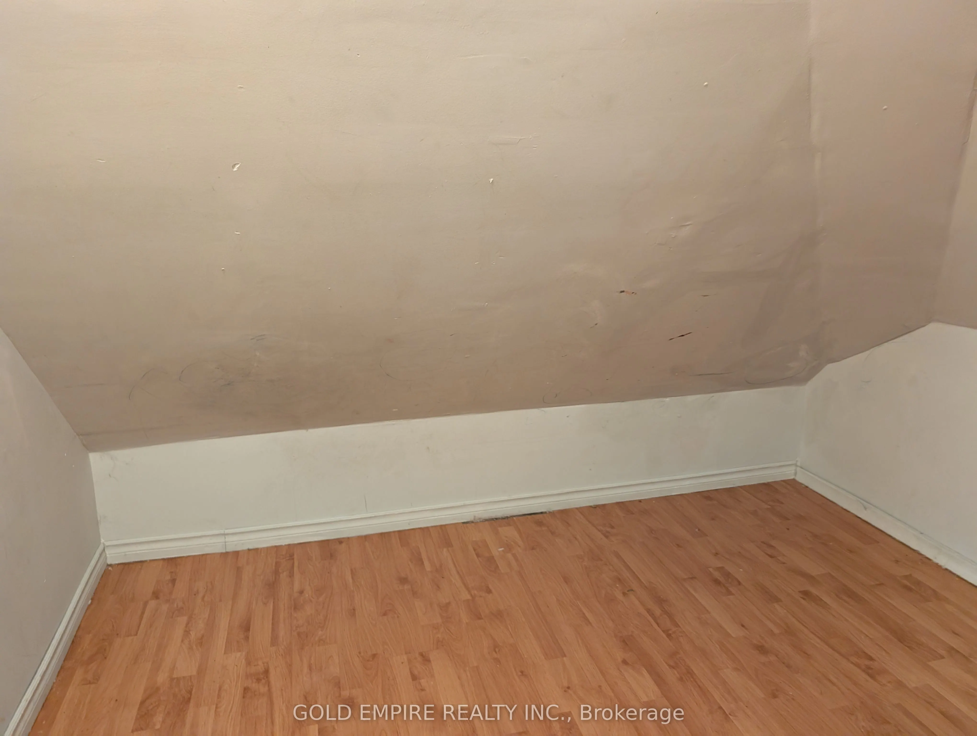 276 Hamilton Road, #UPPER