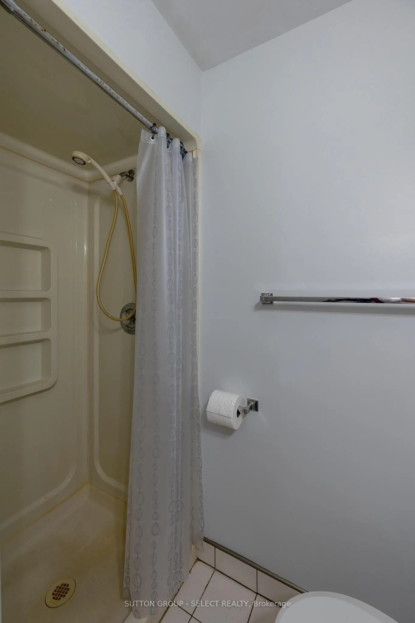 608 Royal Beech Drive, #B