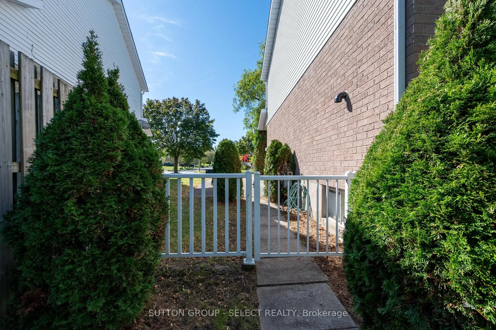 608 Royal Beech Drive, #B