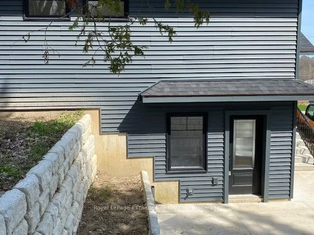 105 Maple Street