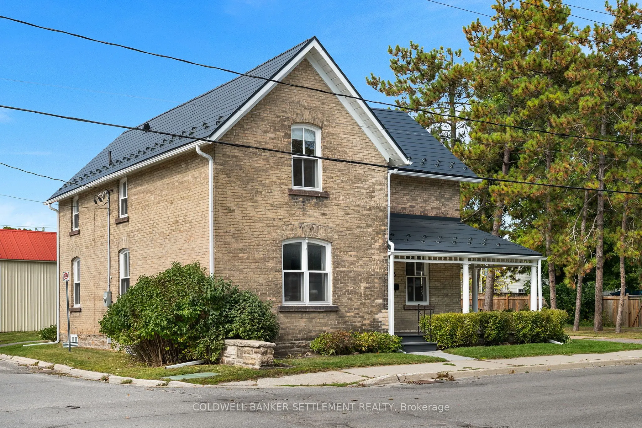 93 Peter Street