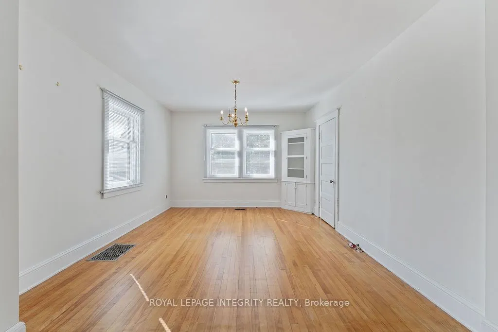 472 Edison Avenue