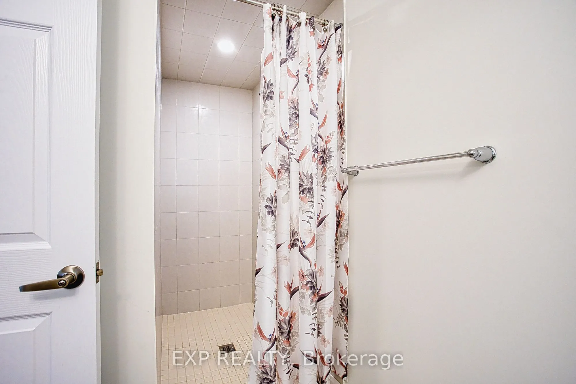 123 Port Crescent