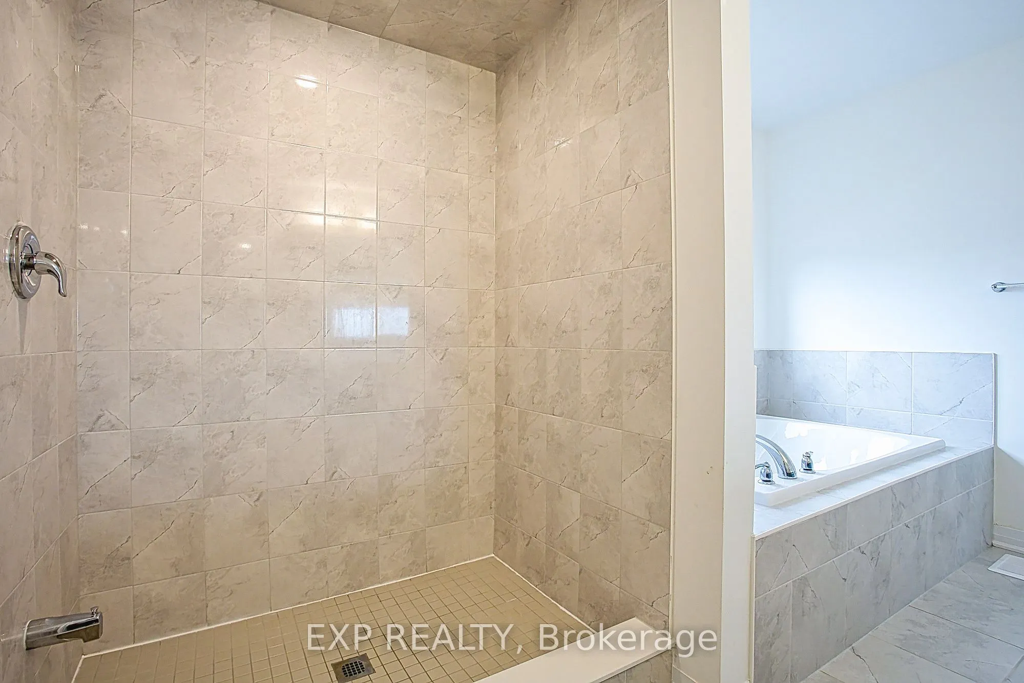 123 Port Crescent
