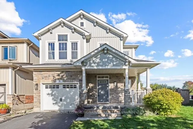 35 Fiddlehead Crescent