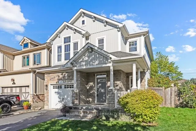 35 Fiddlehead Crescent