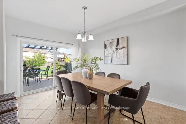 35 Fiddlehead Crescent