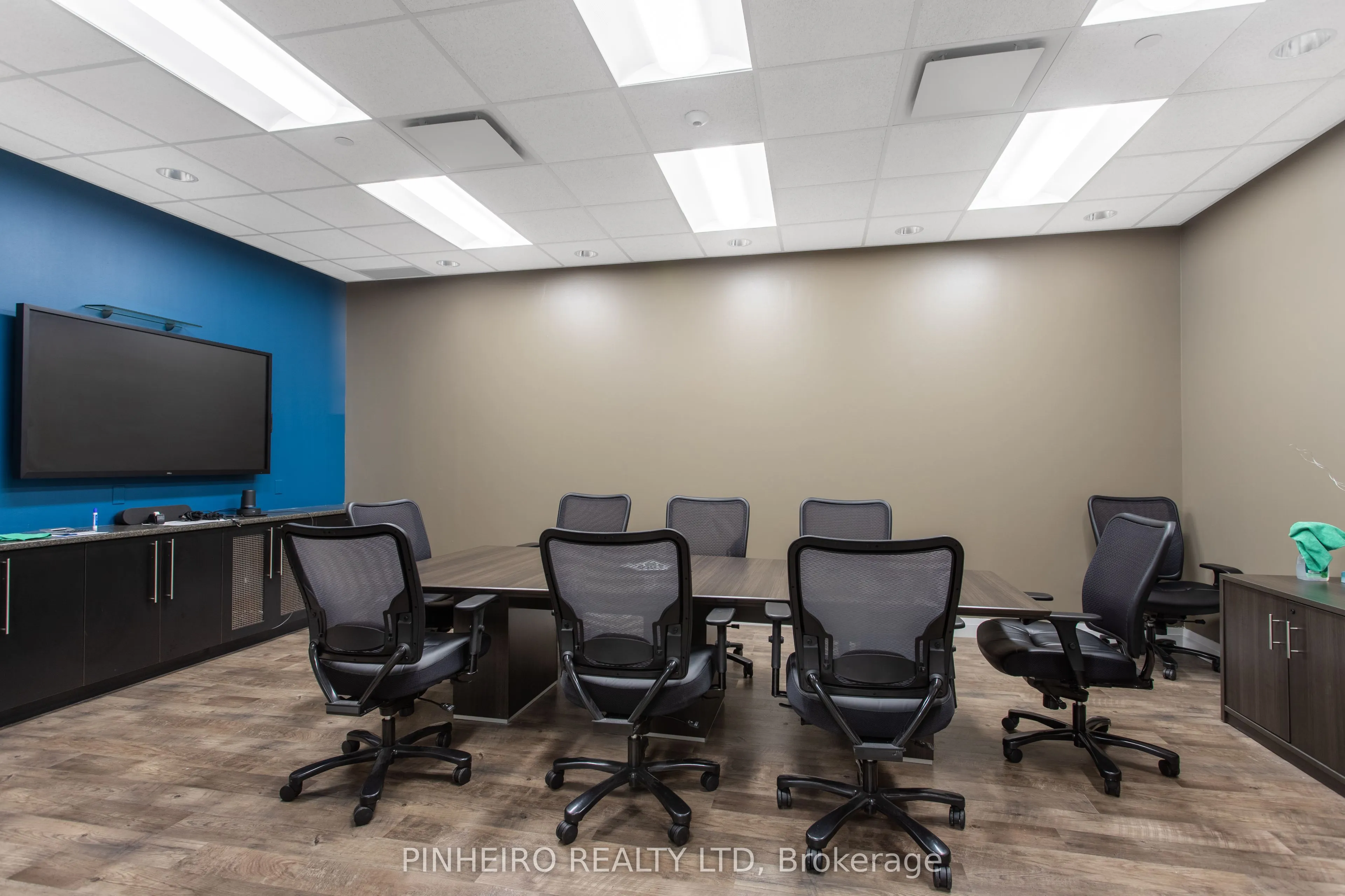 123 St George Street, #101