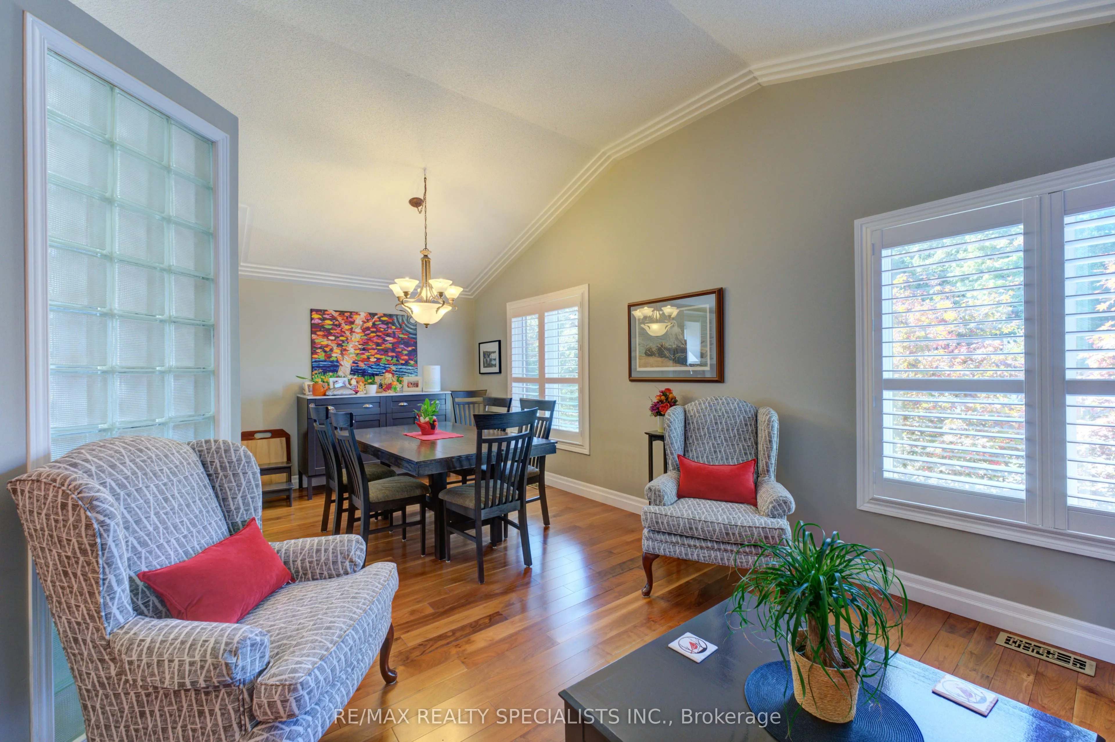 52 Childerhose Crescent