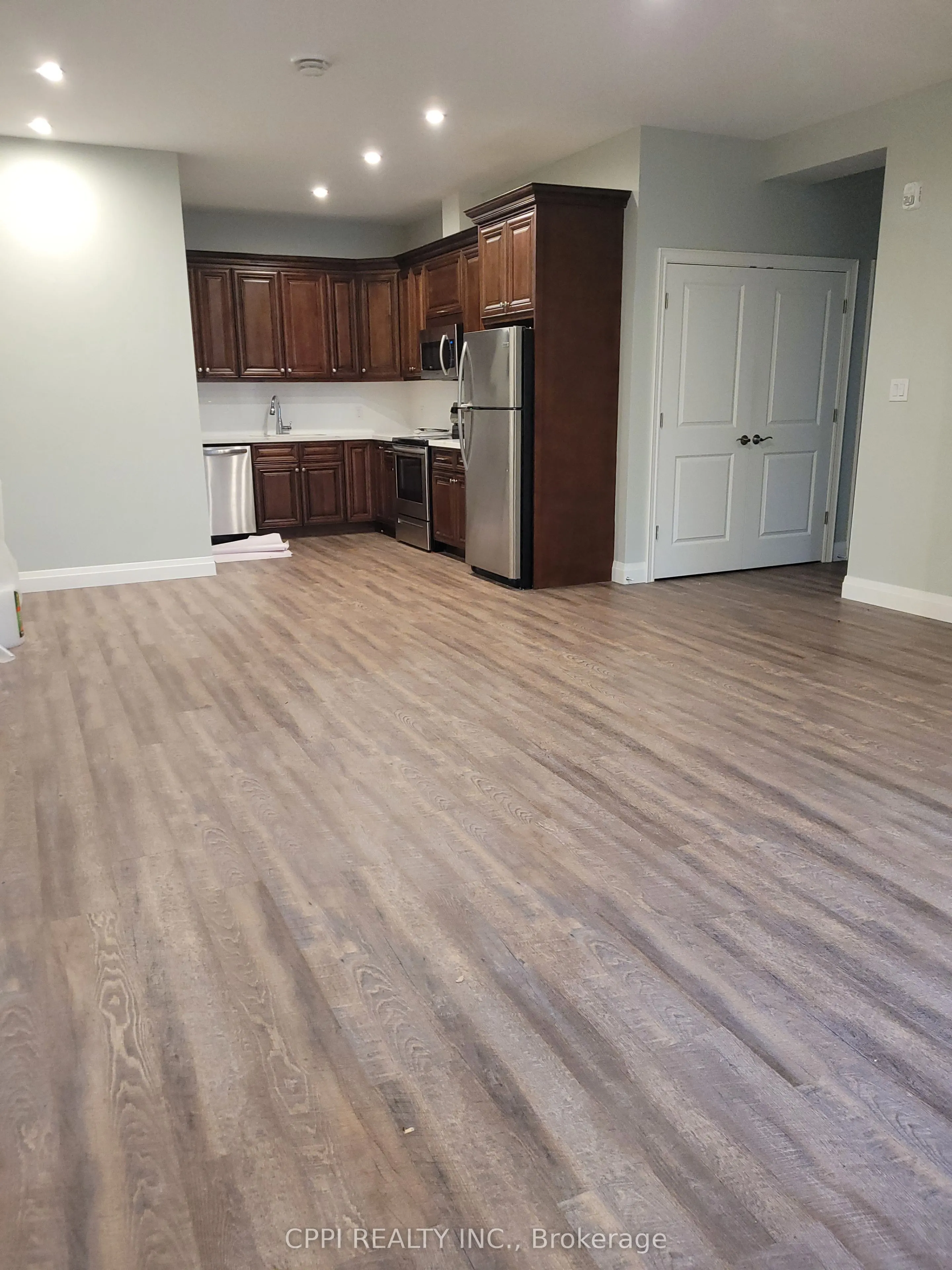 67 Minto Street, ##201