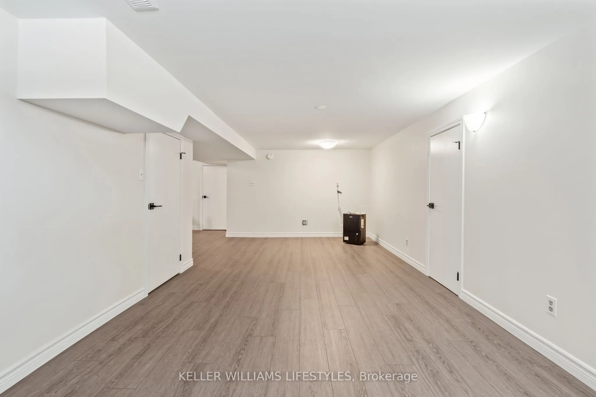 1842 Dumont Street
