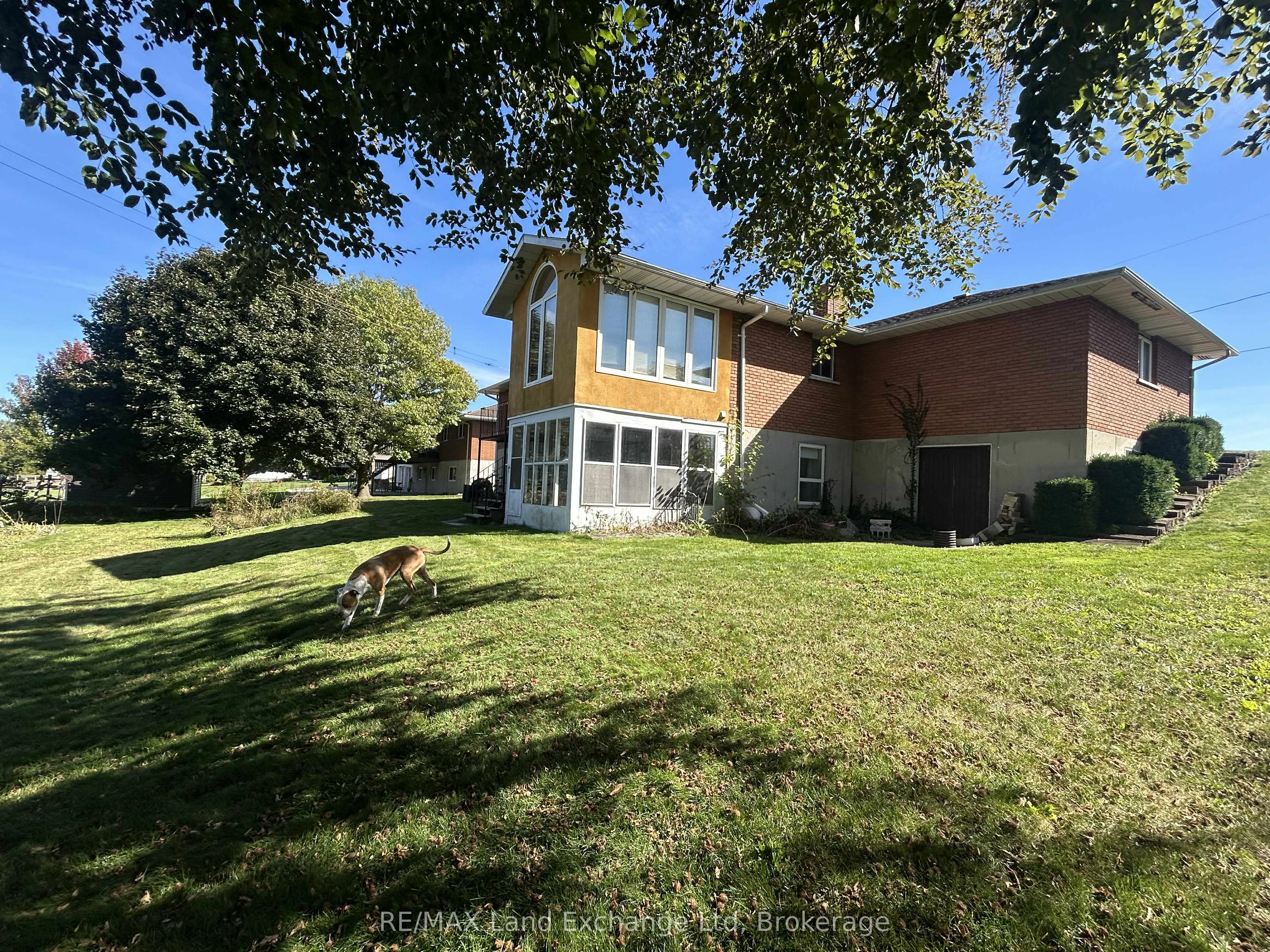 38 Hillcrest Street W